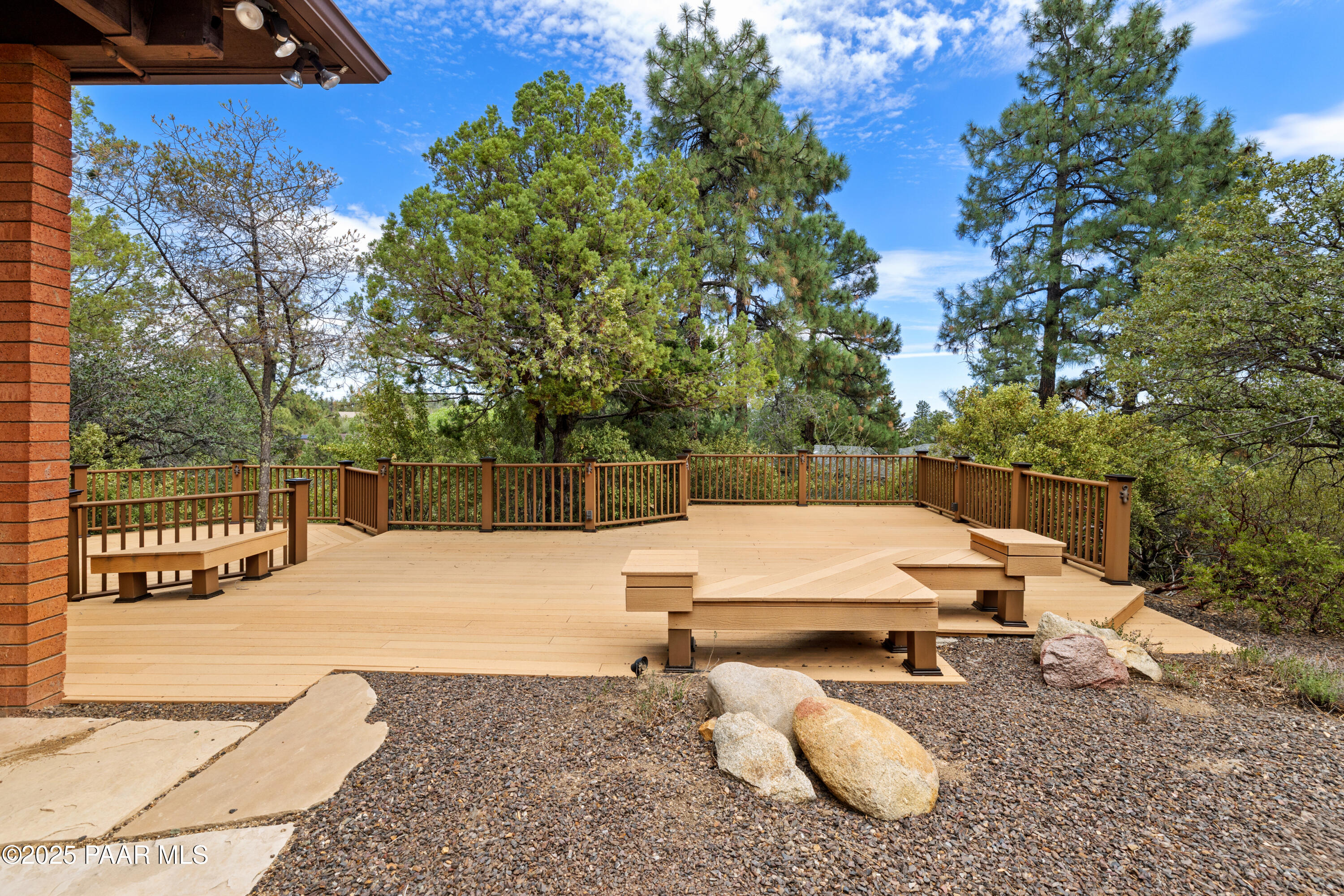 604 Broken Arrow Circle
