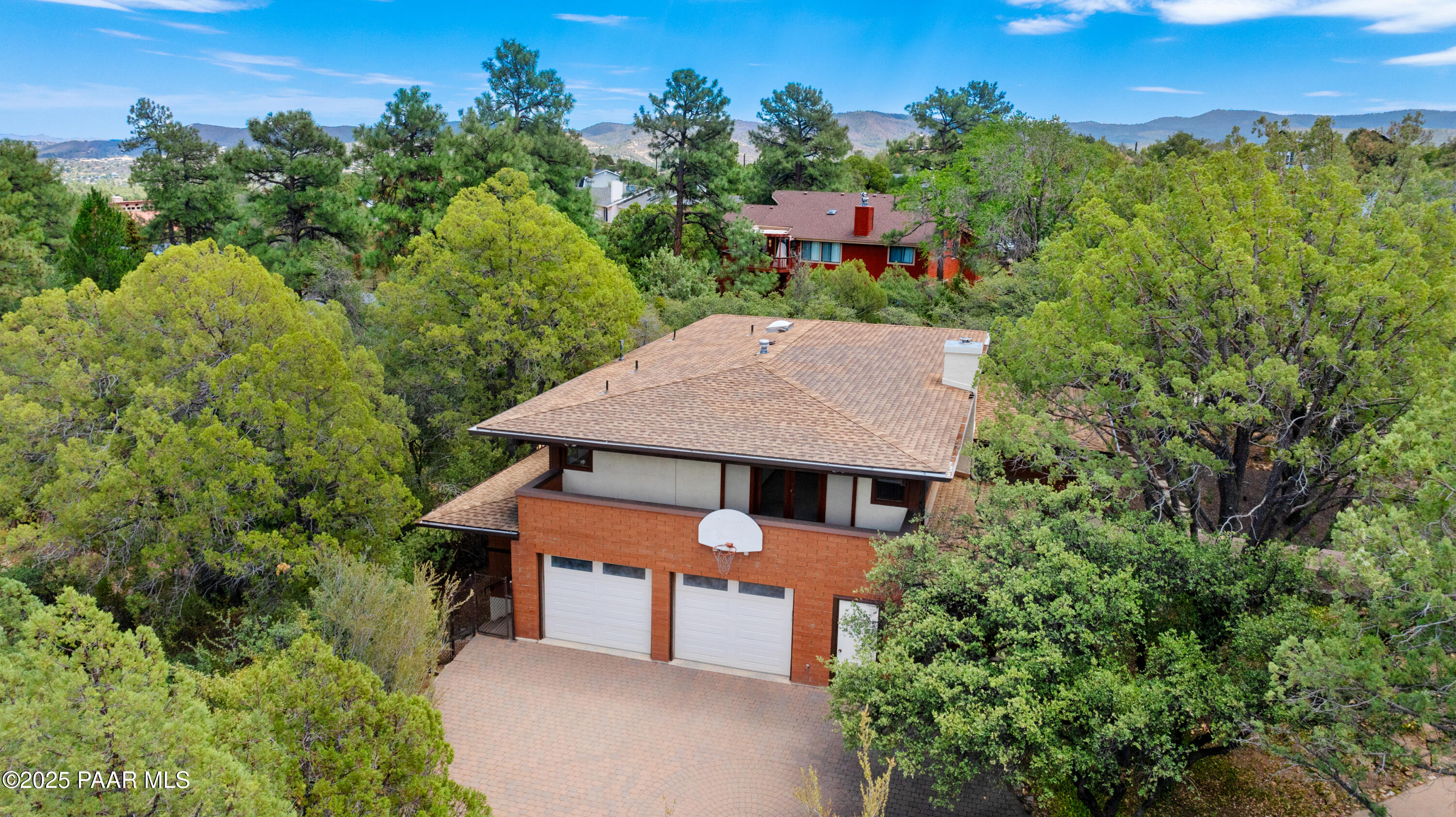 604 Broken Arrow Circle
