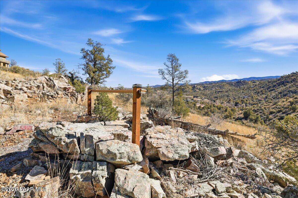 1560 Southpark Circle