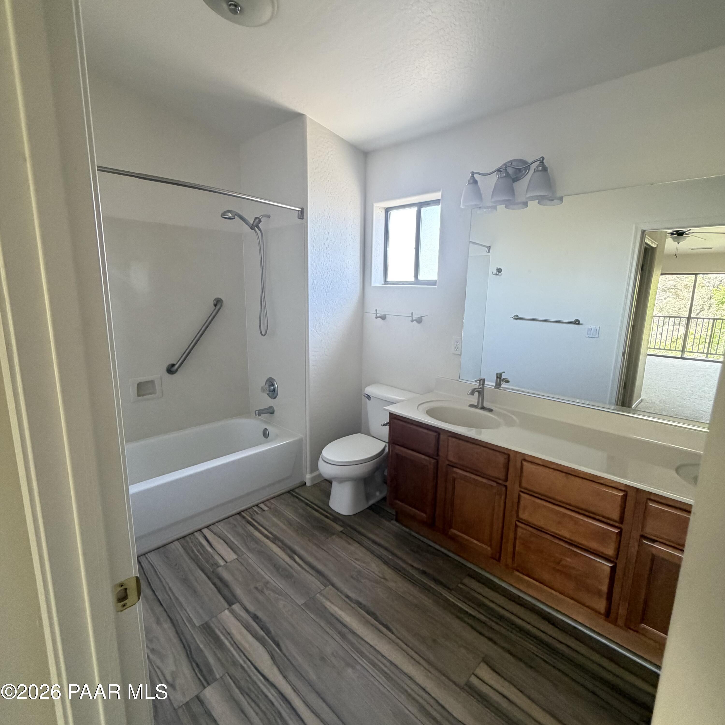 1142 Mary Drive