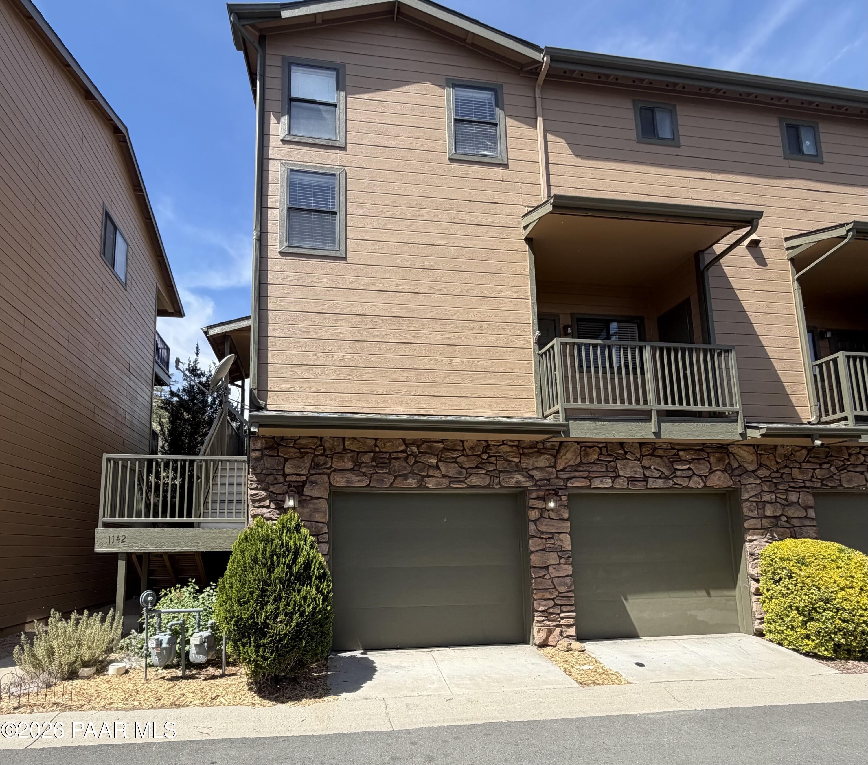 1142 Mary Drive