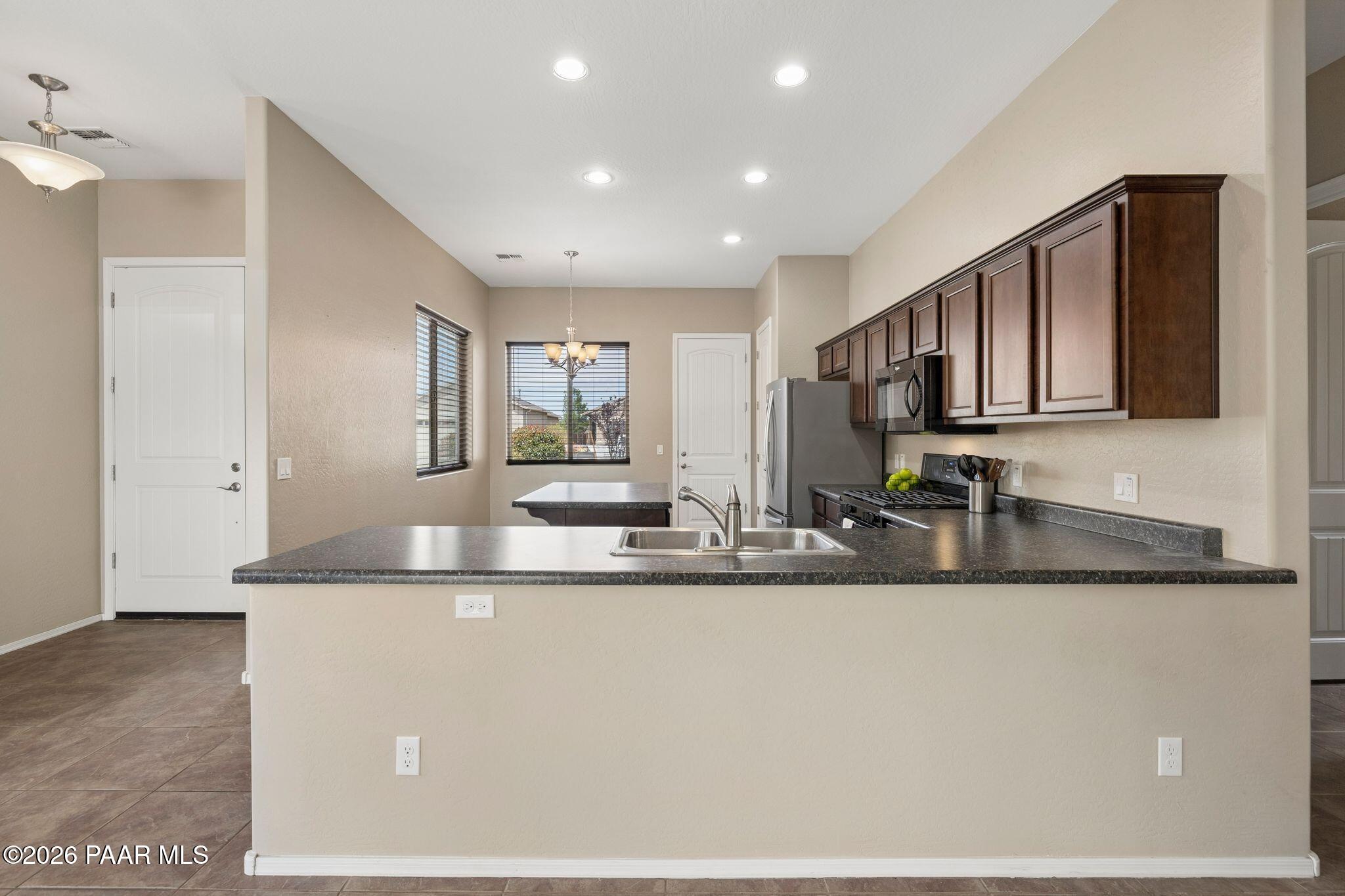 4634 Salem Place