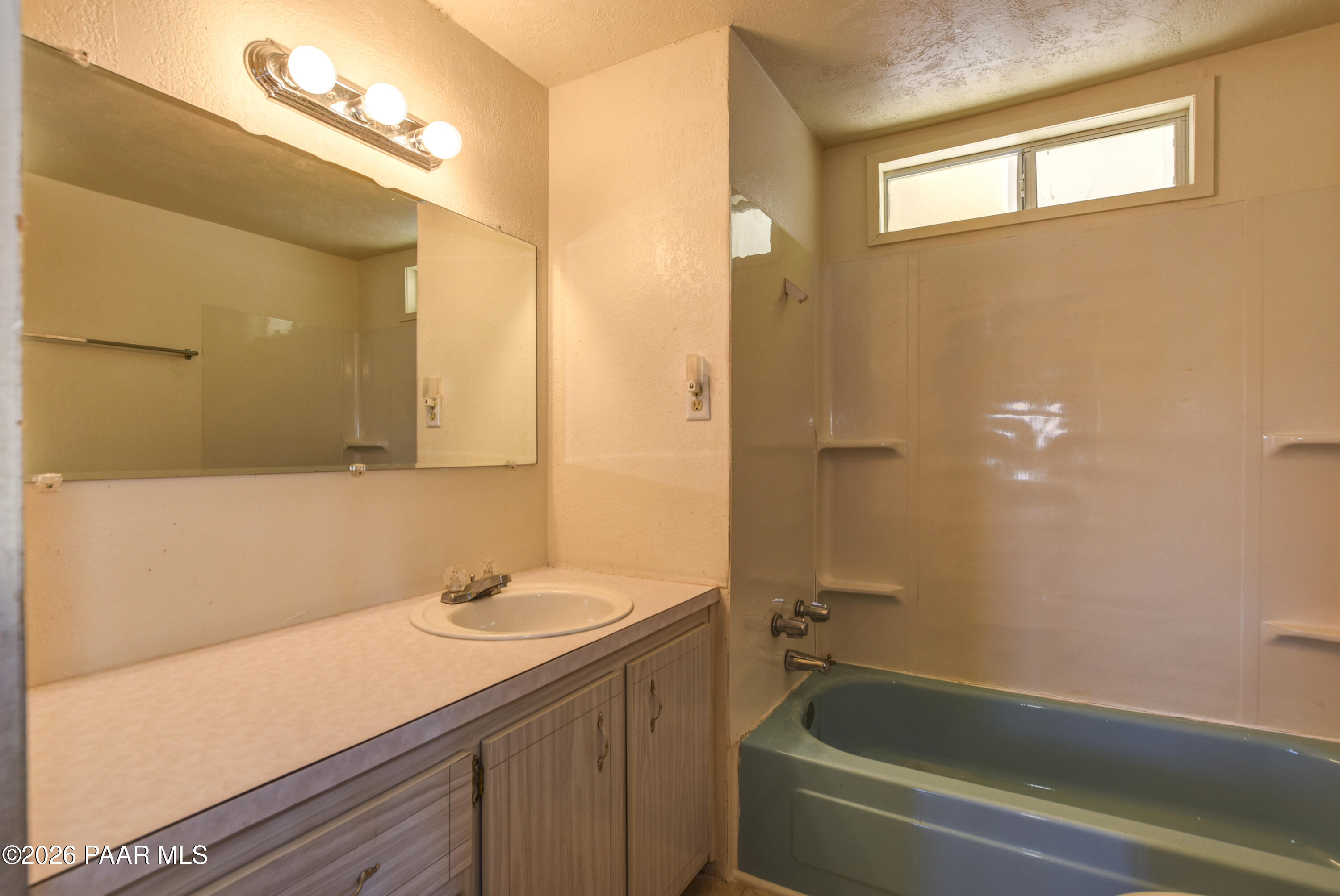 24605 W Kirkland Hillside Road Unit: W