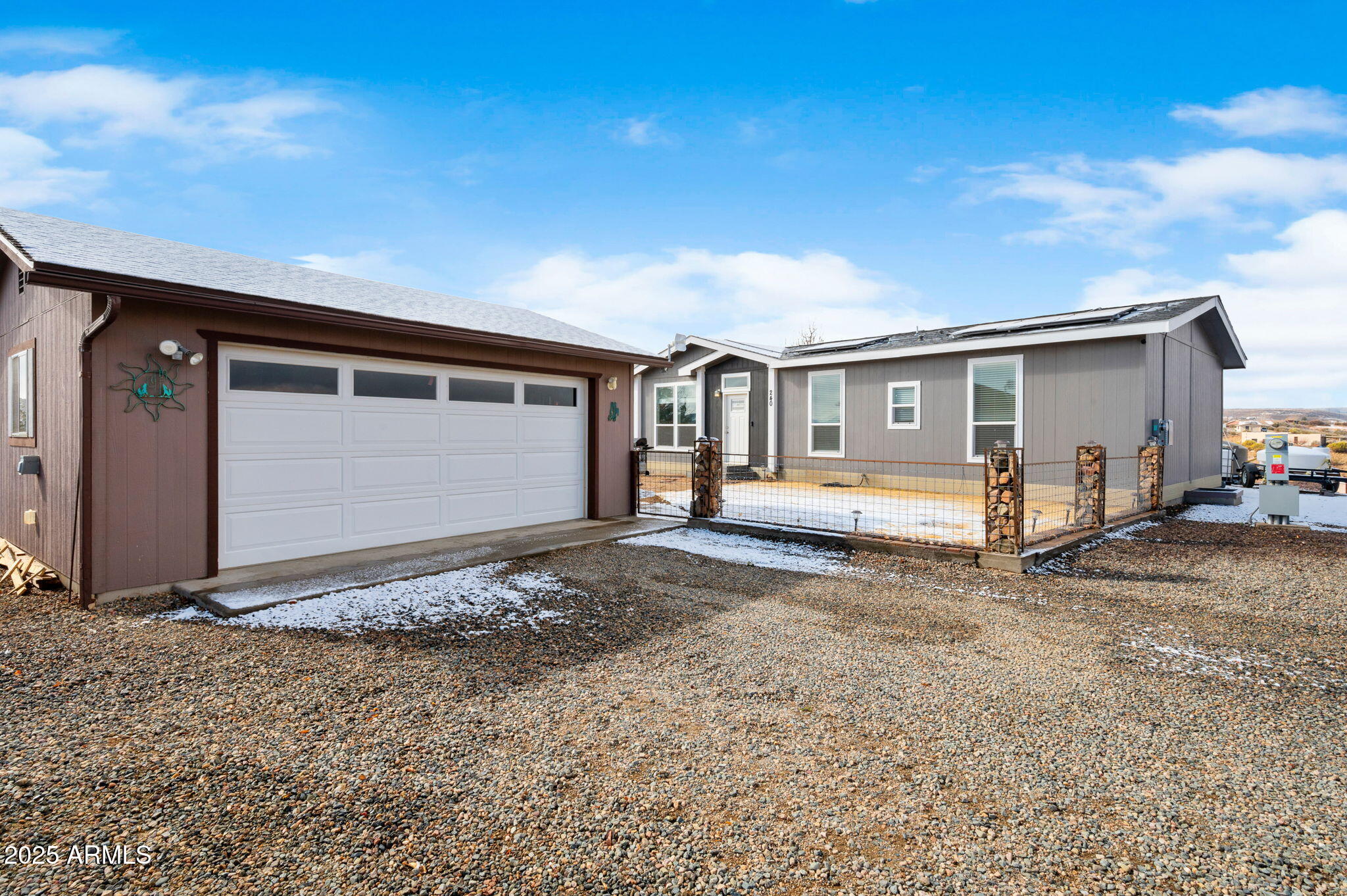 240 S BROOKSTONE Drive