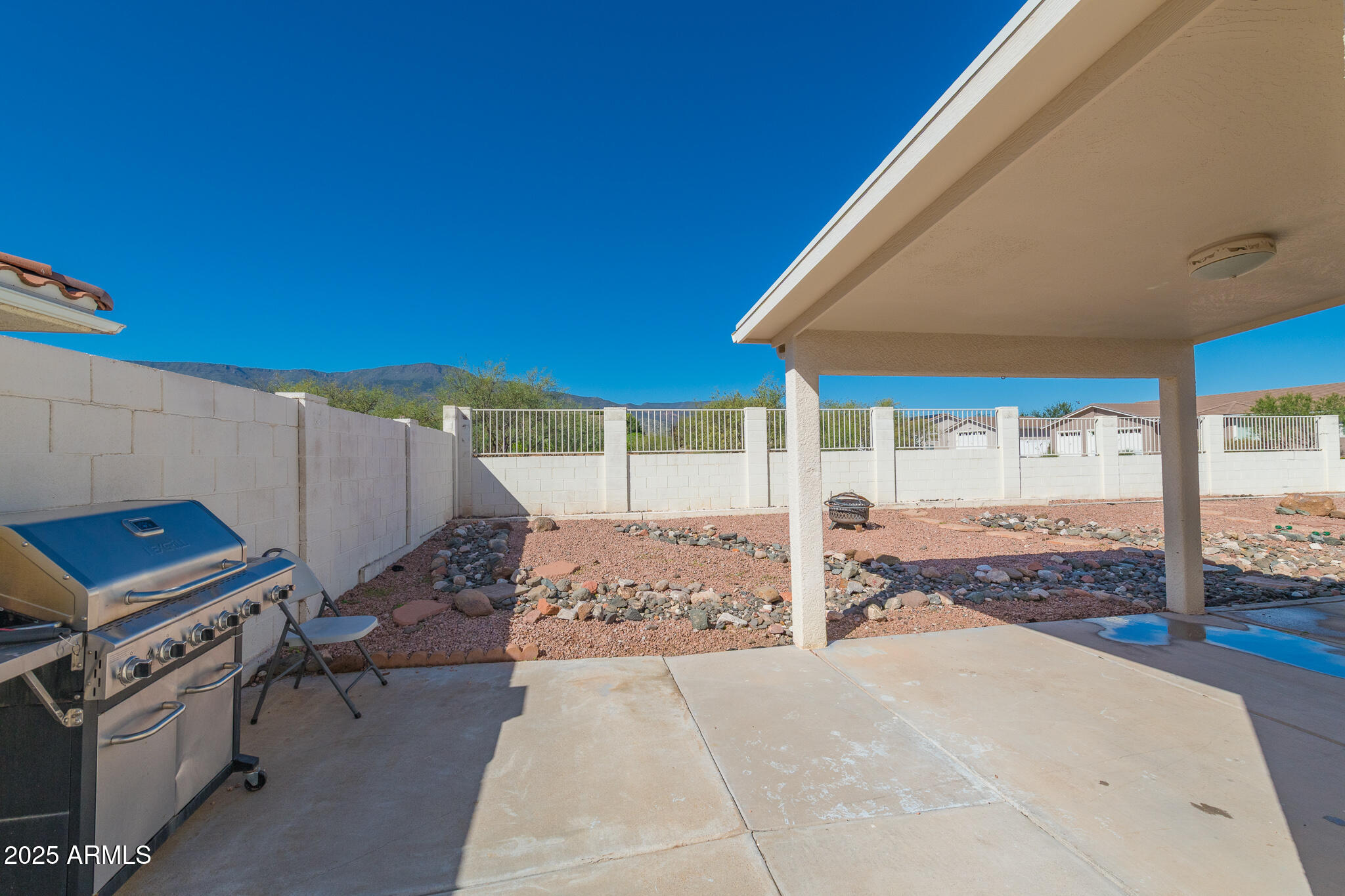 910 S TIGRES Trail