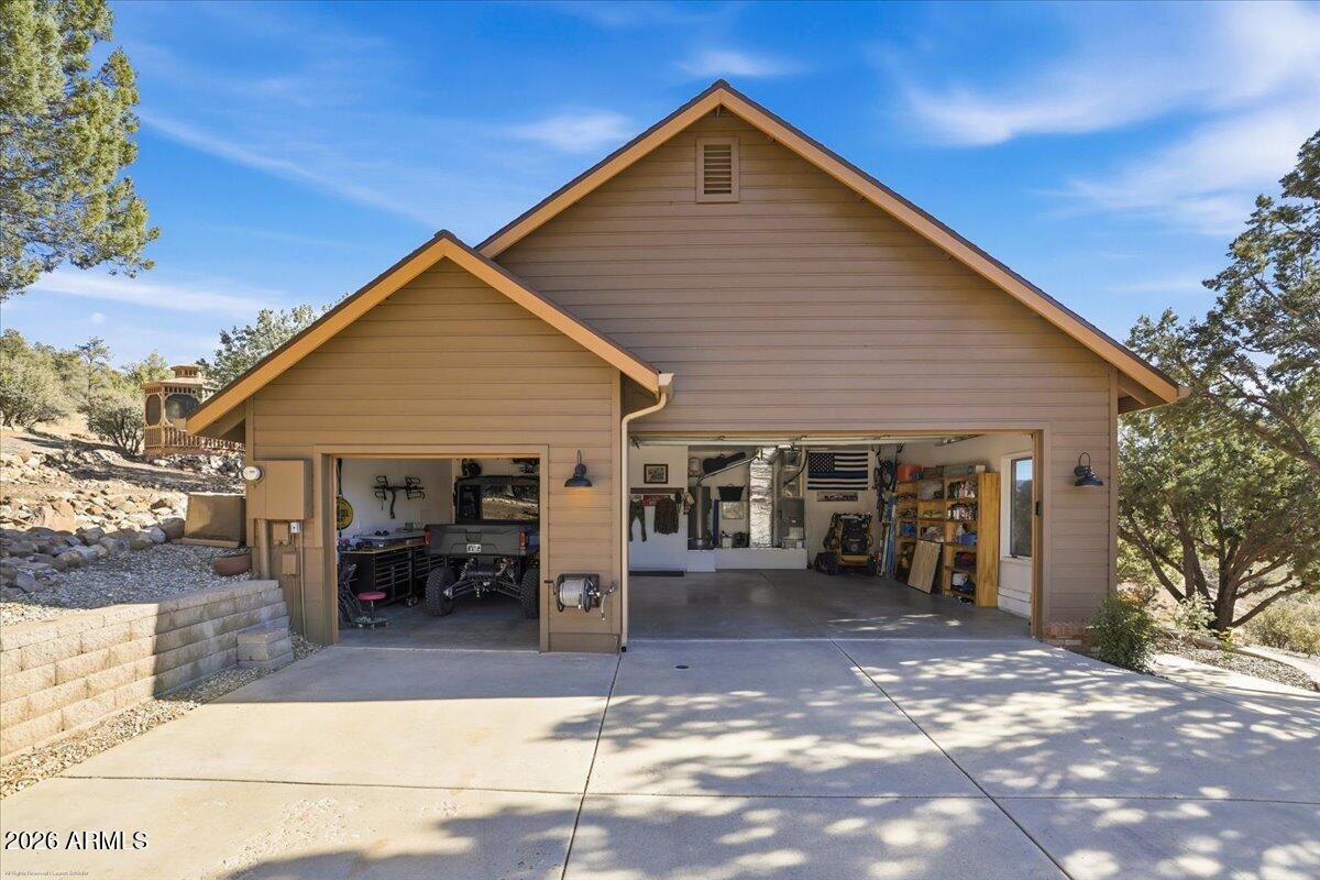 1560 Southpark Circle