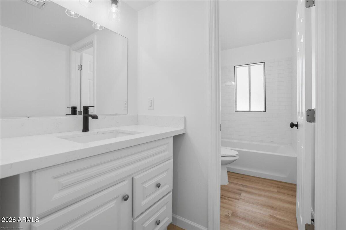 2419 S LARIAT Circle