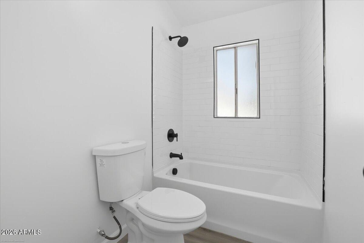 2419 S LARIAT Circle