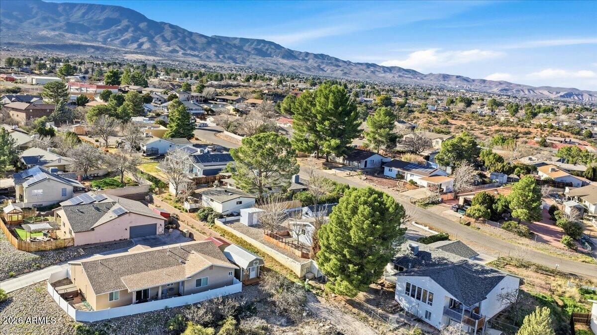 2419 S LARIAT Circle