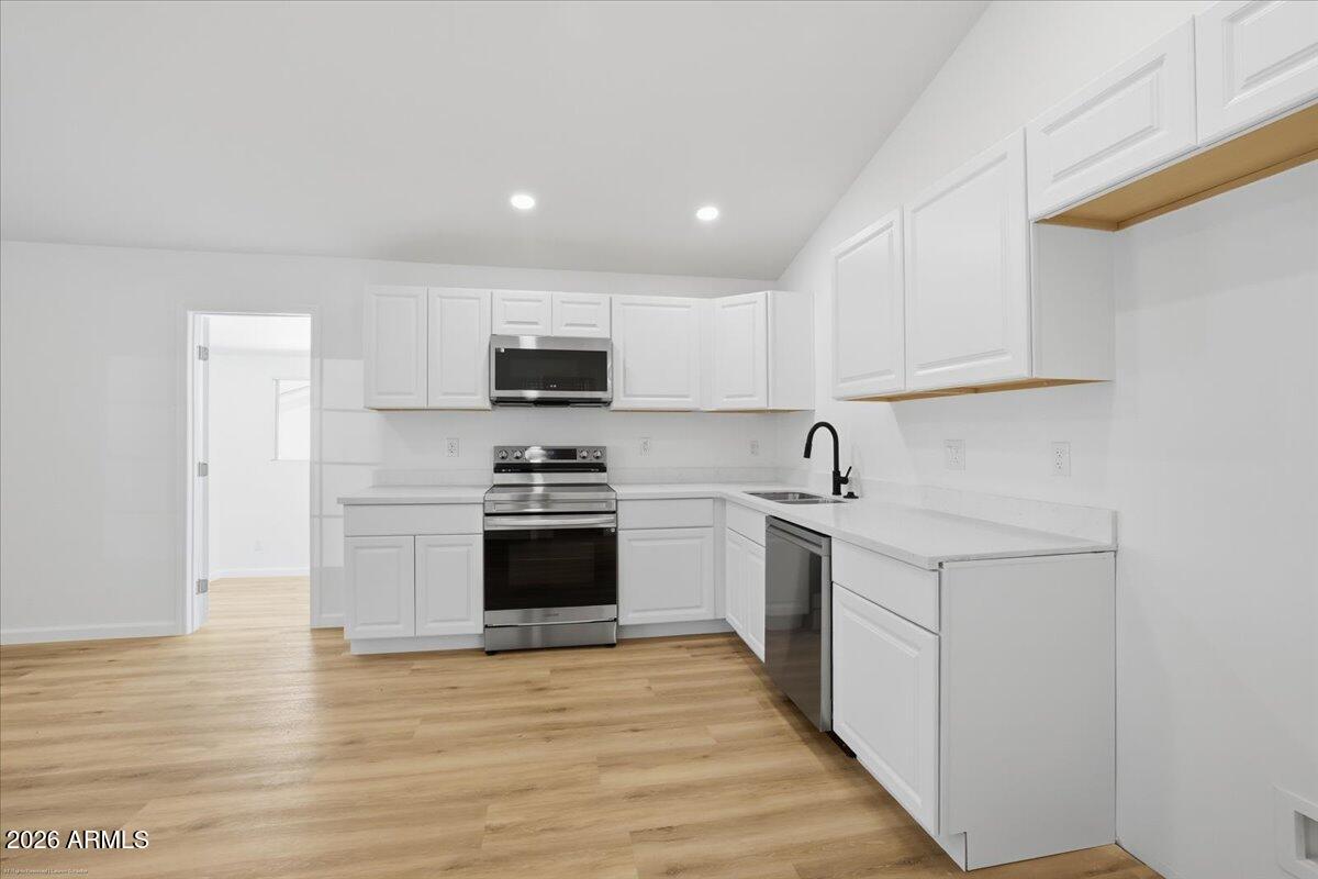 2419 S LARIAT Circle
