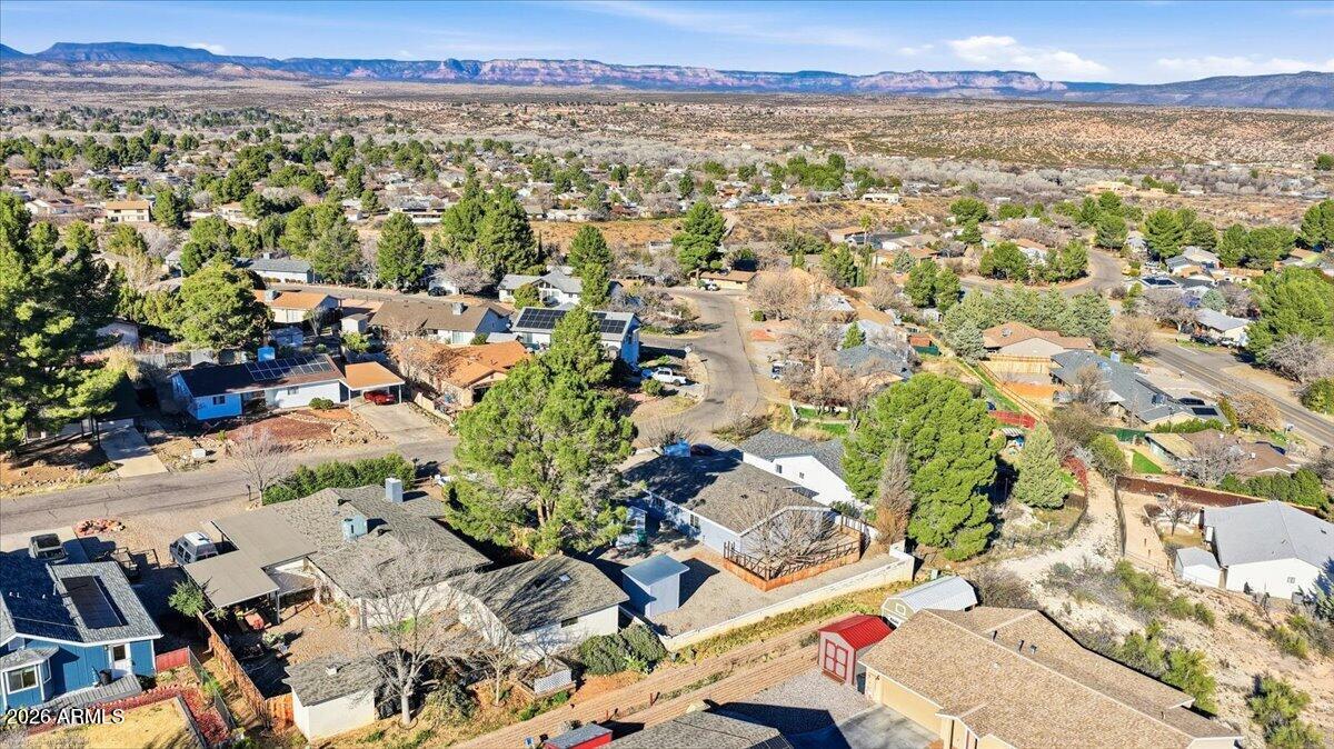 2419 S LARIAT Circle