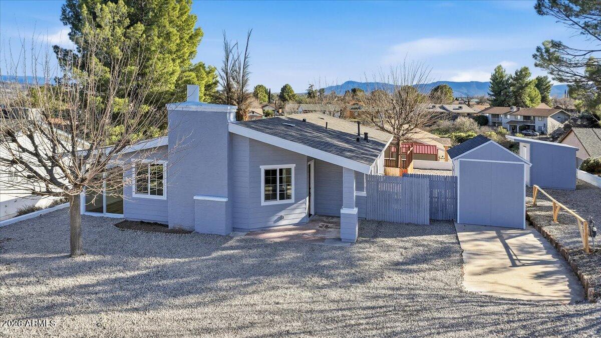 2419 S LARIAT Circle