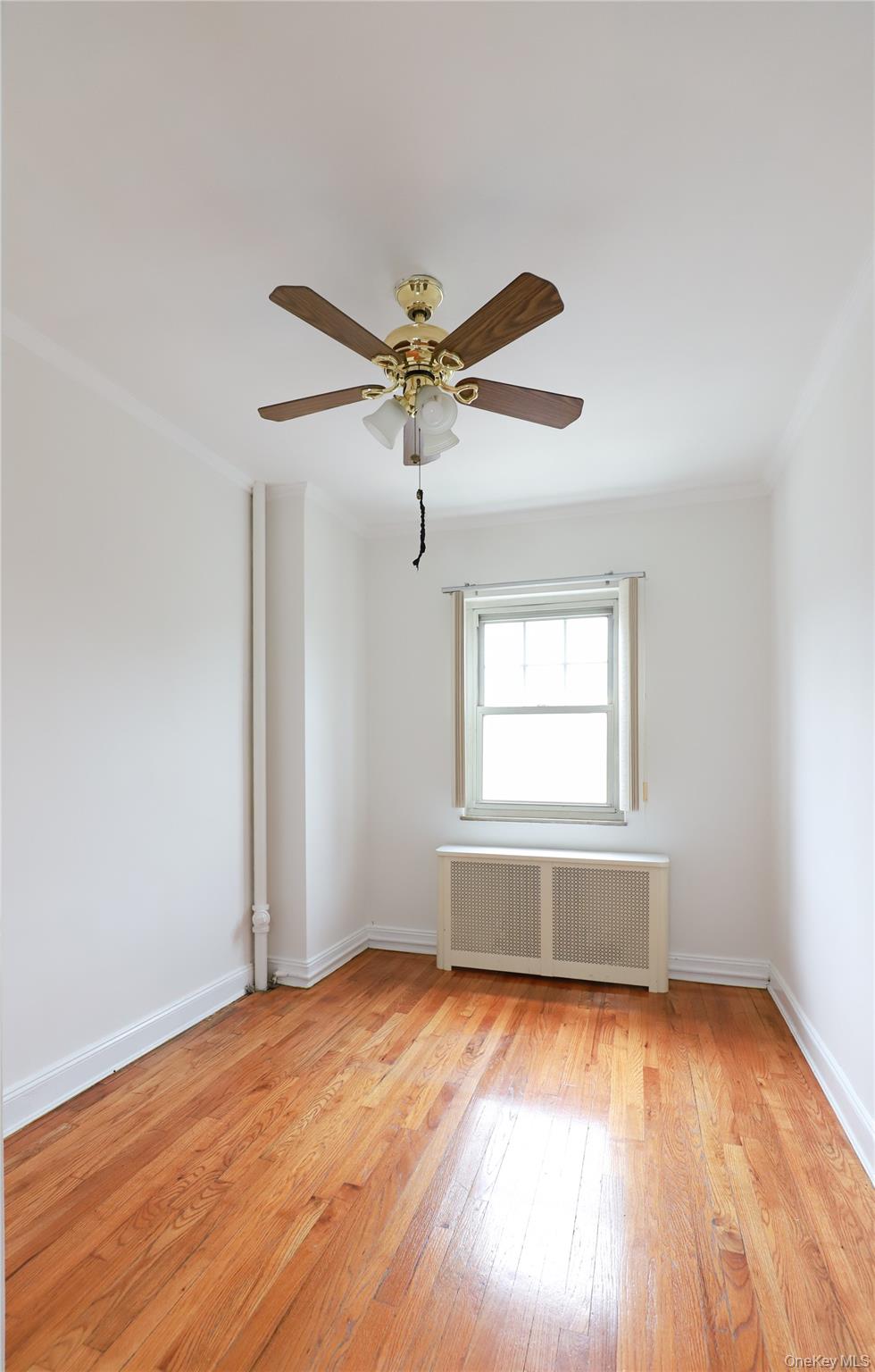 Flushing Attached Single Family House for Sale