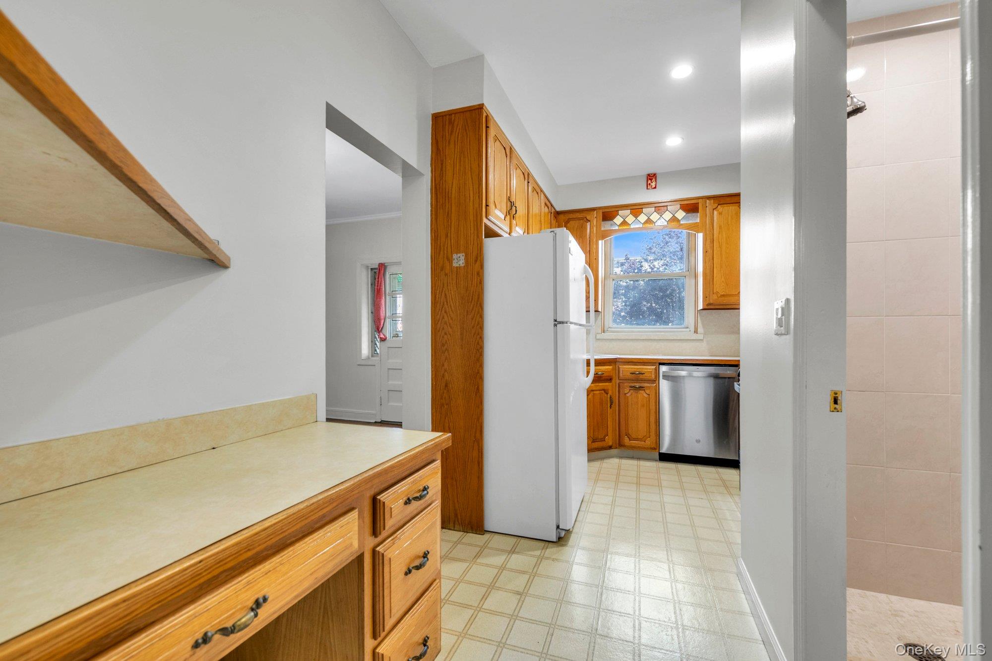 Flushing Attached Single Family House for Sale