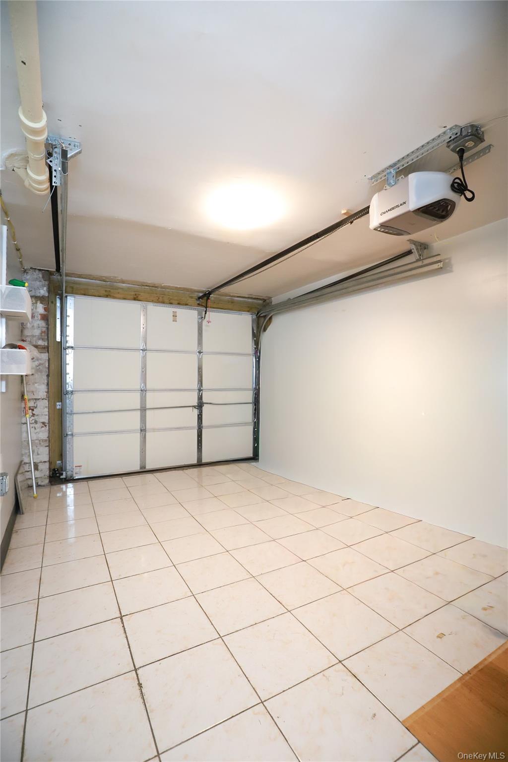 Flushing Attached Single Family House for Sale