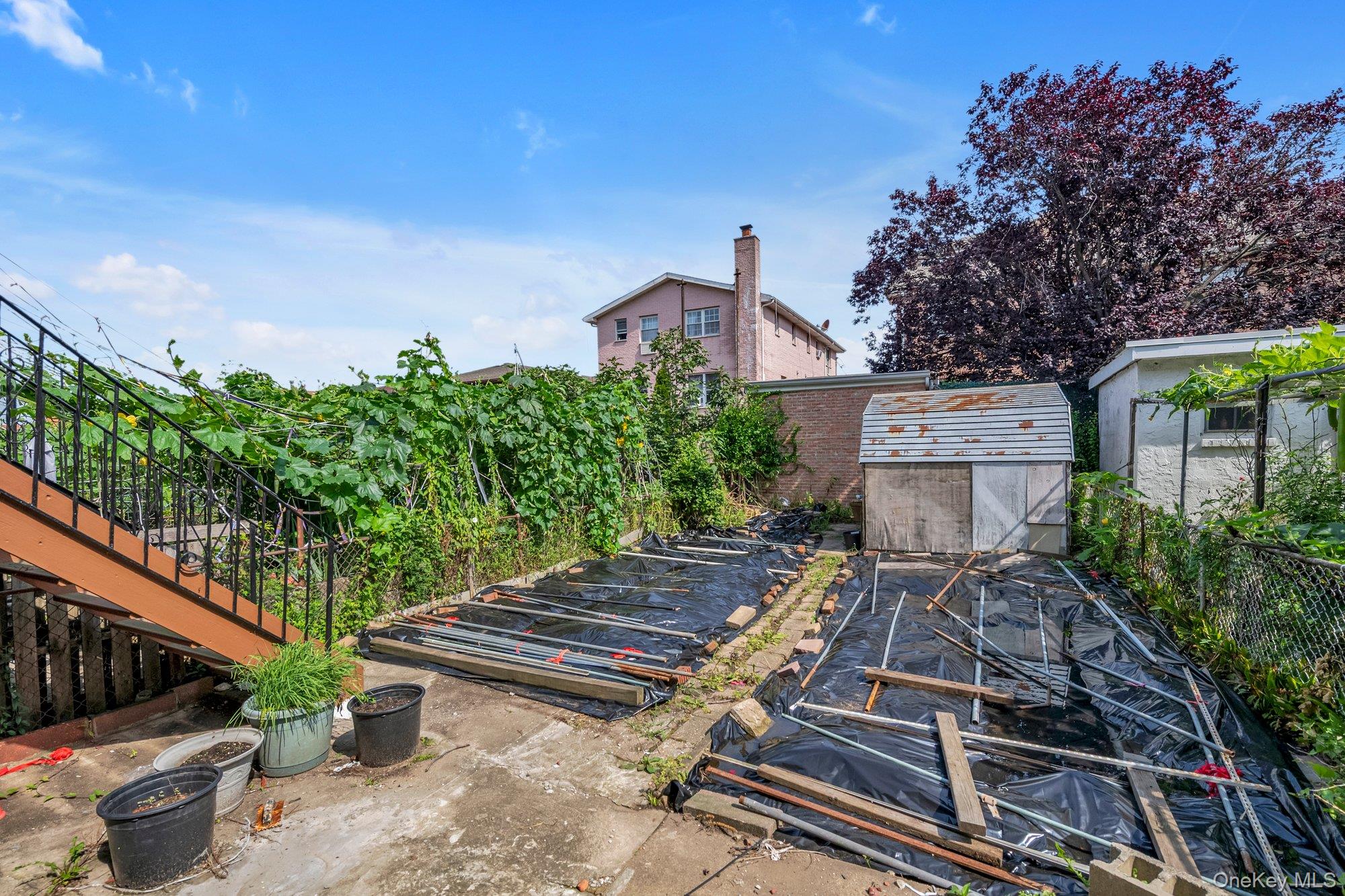 Flushing Attached Single Family House for Sale