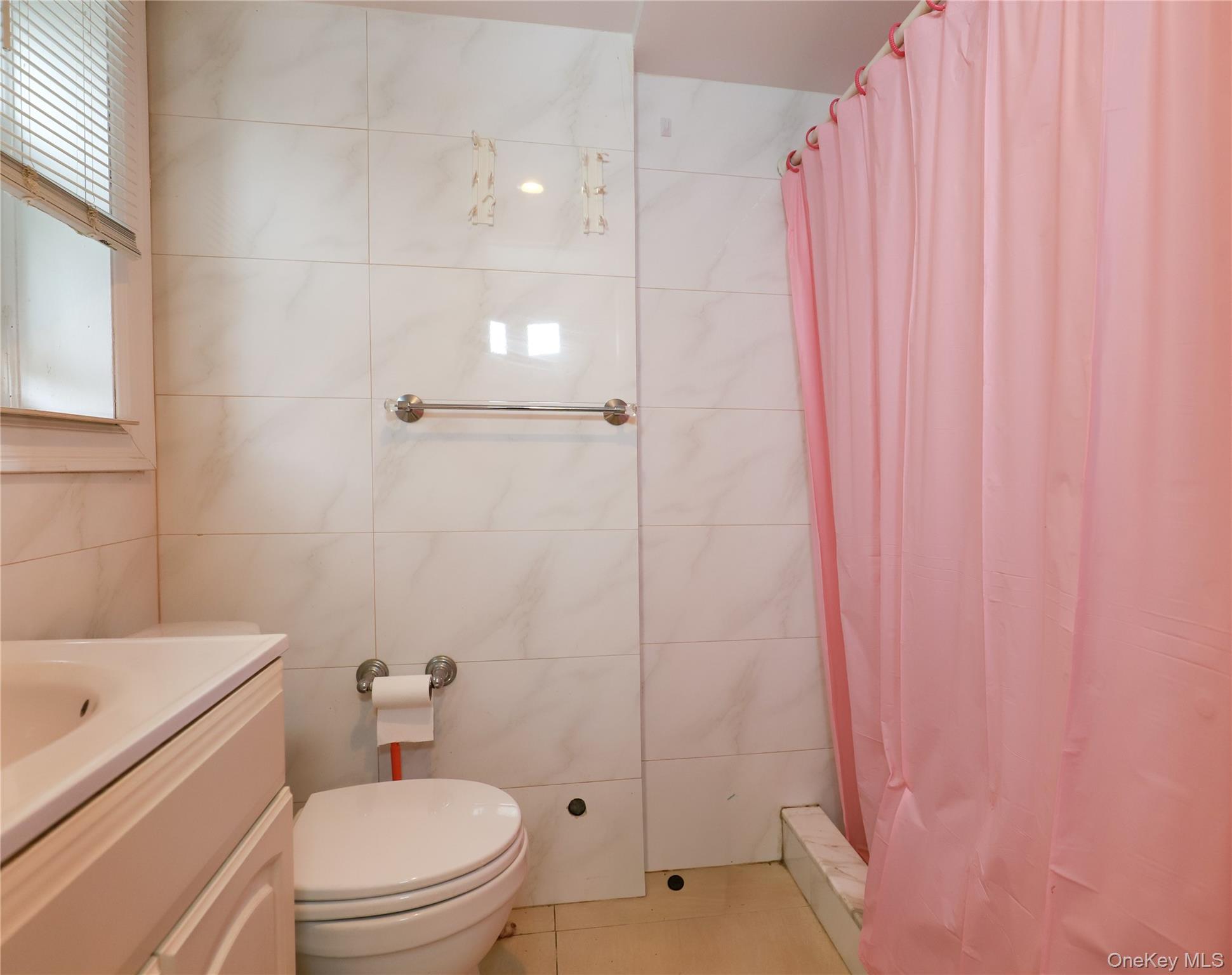 Flushing Attached Single Family House for Sale