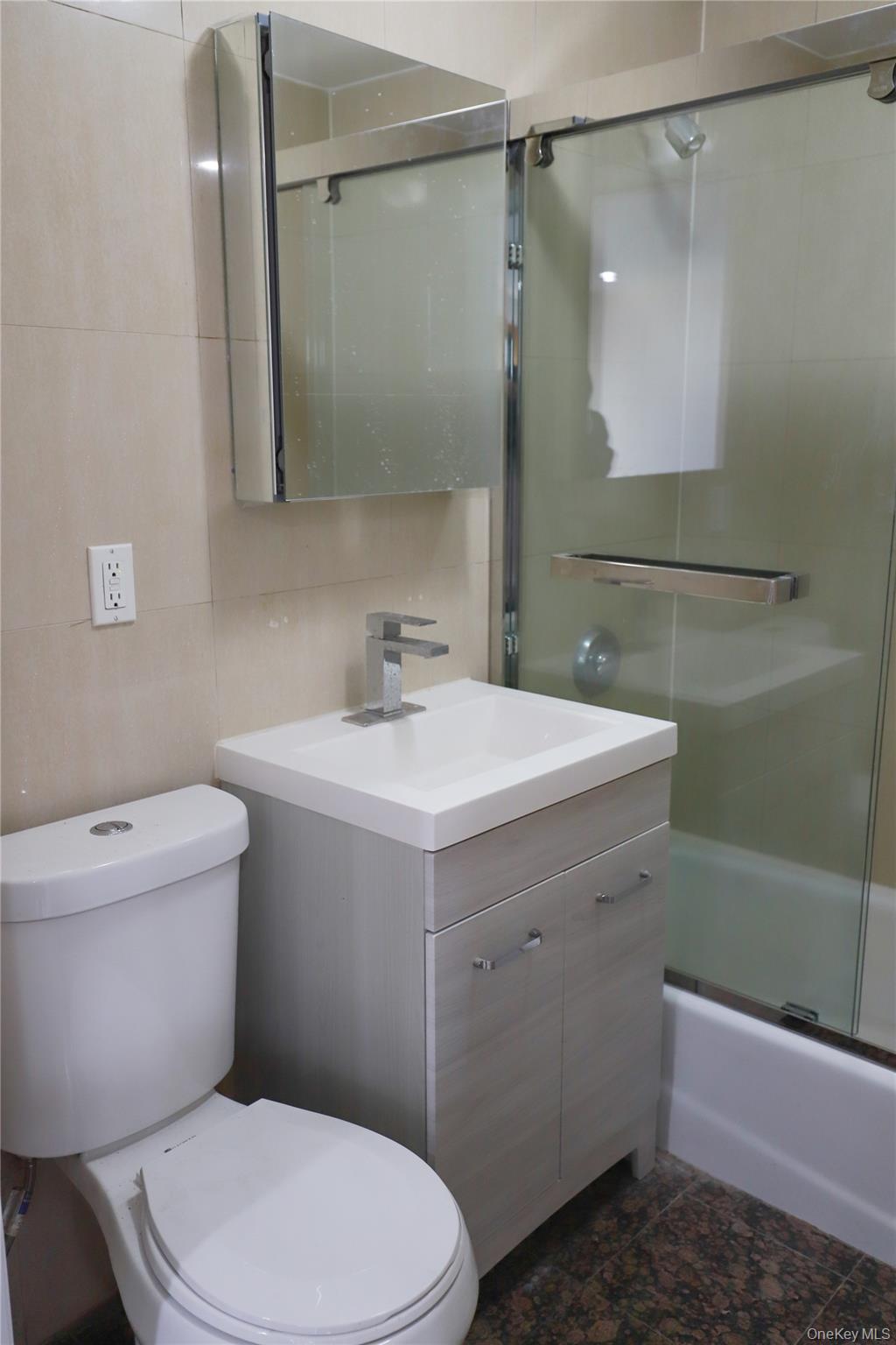 134-43 Maple Avenue Unit: 2A