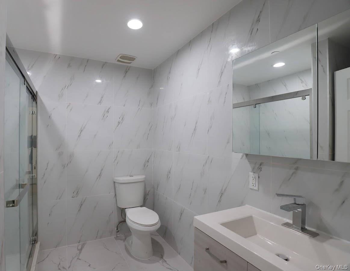 134-43 Maple Avenue Unit: 2A