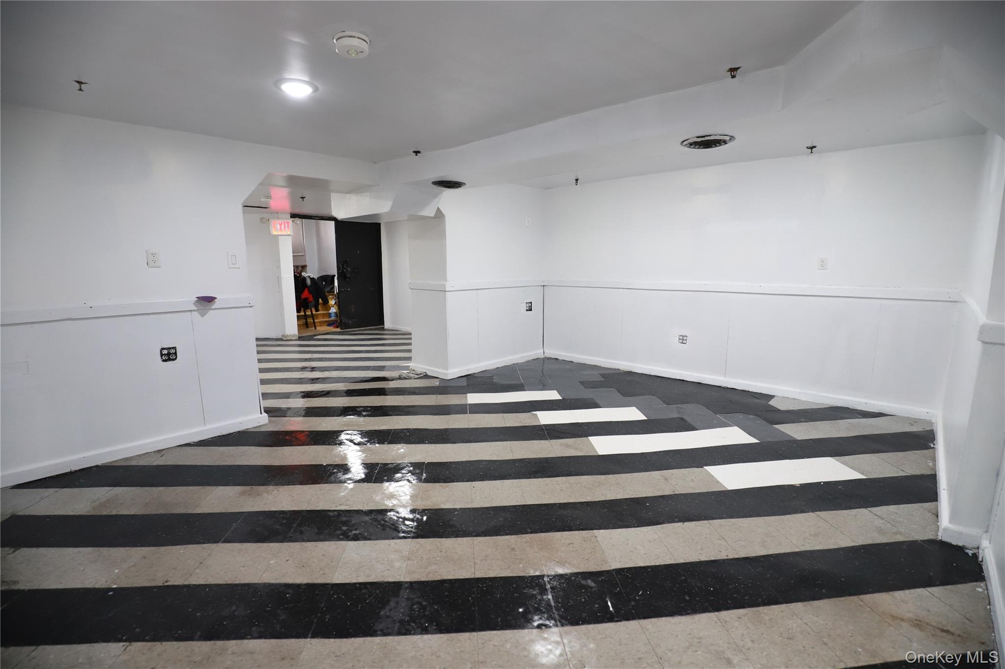 99-11 37th Avenue Unit: Lower L.