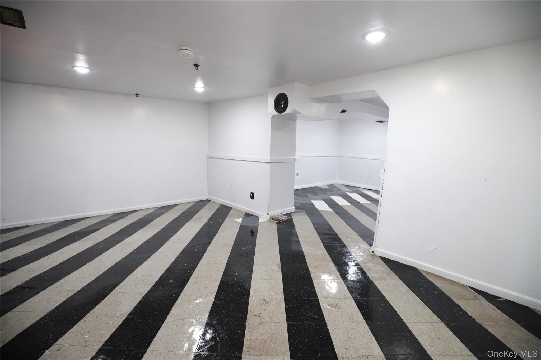 99-11 37th Avenue Unit: Lower L.