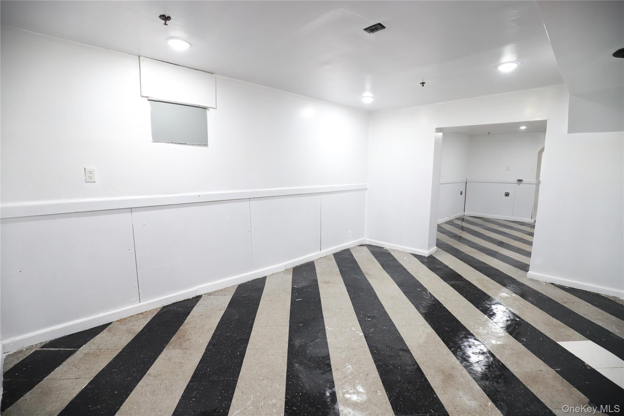 99-11 37th Avenue Unit: Lower L.