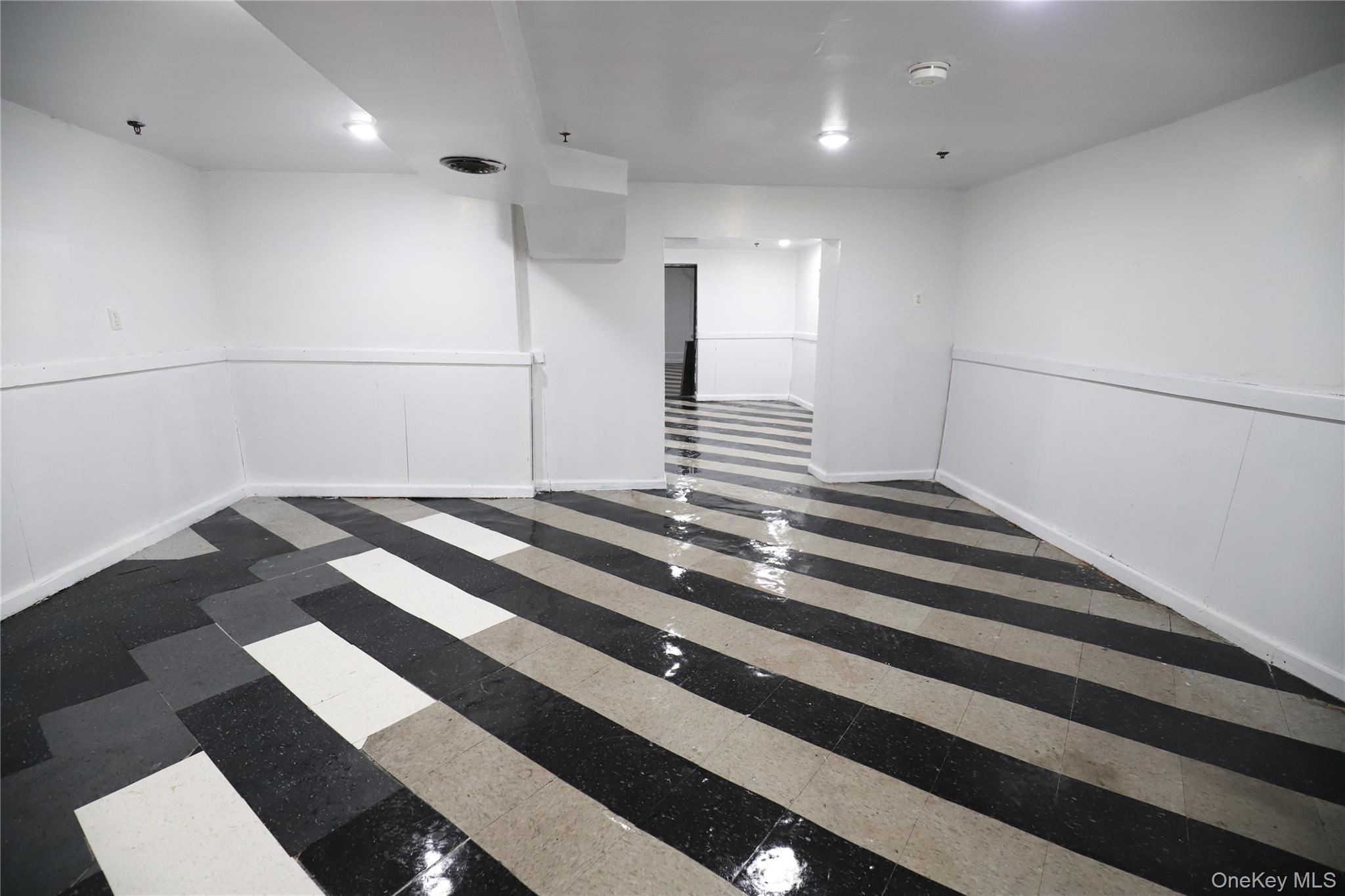 99-11 37th Avenue Unit: Lower L.