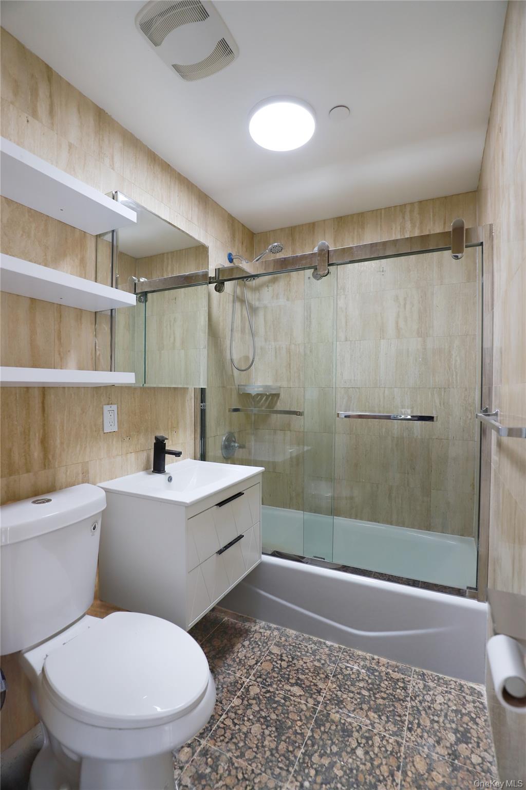 134-43 Maple Avenue Unit: 4D