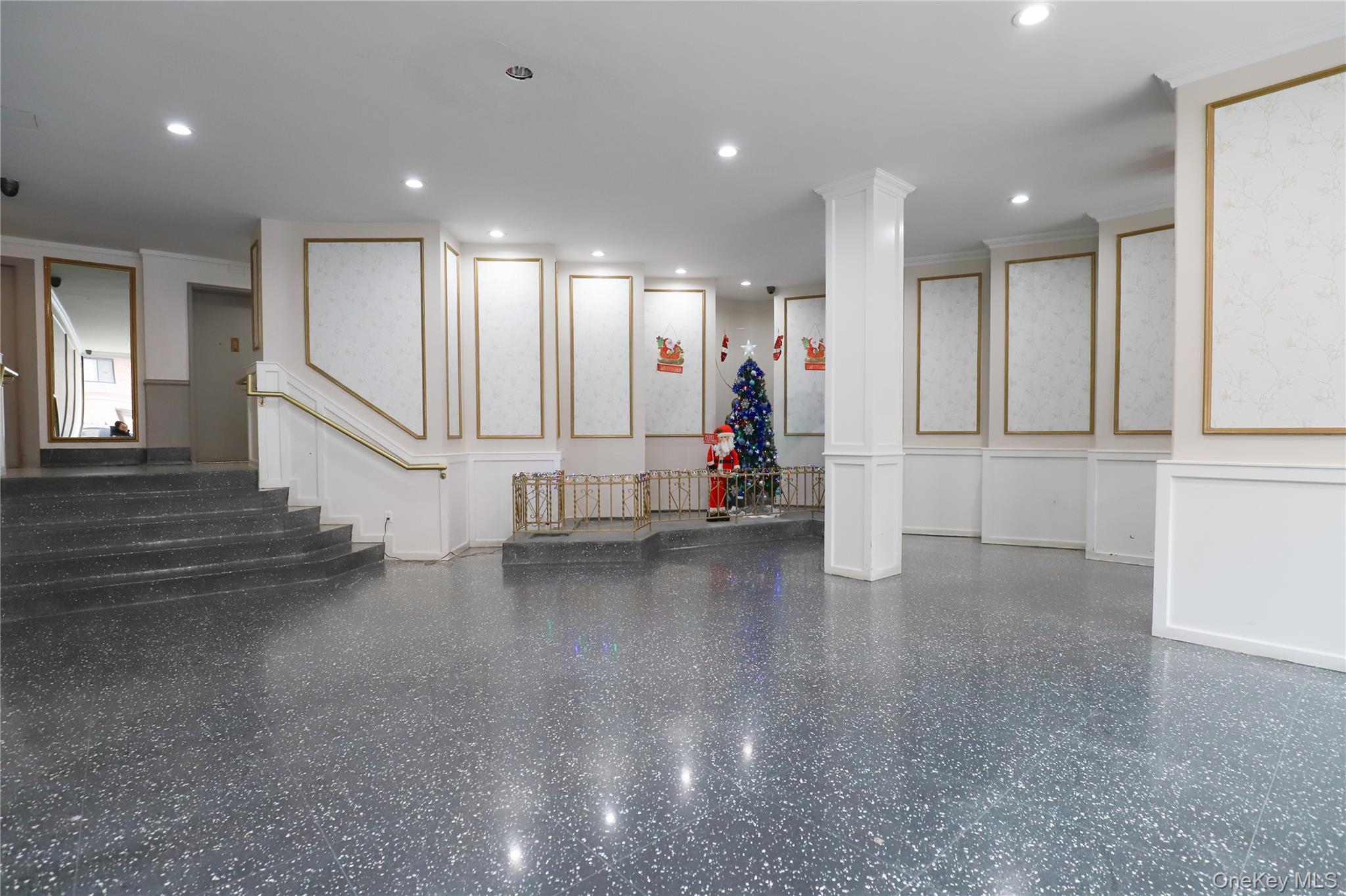 53-11 90th Street Unit: 6C