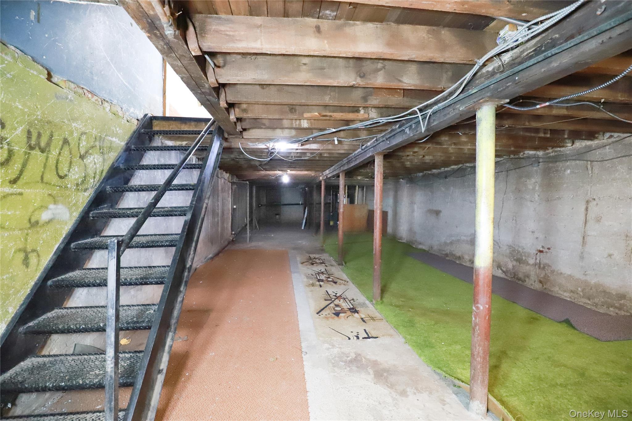 31-31 Fulton Street Unit: 1FL+Ba