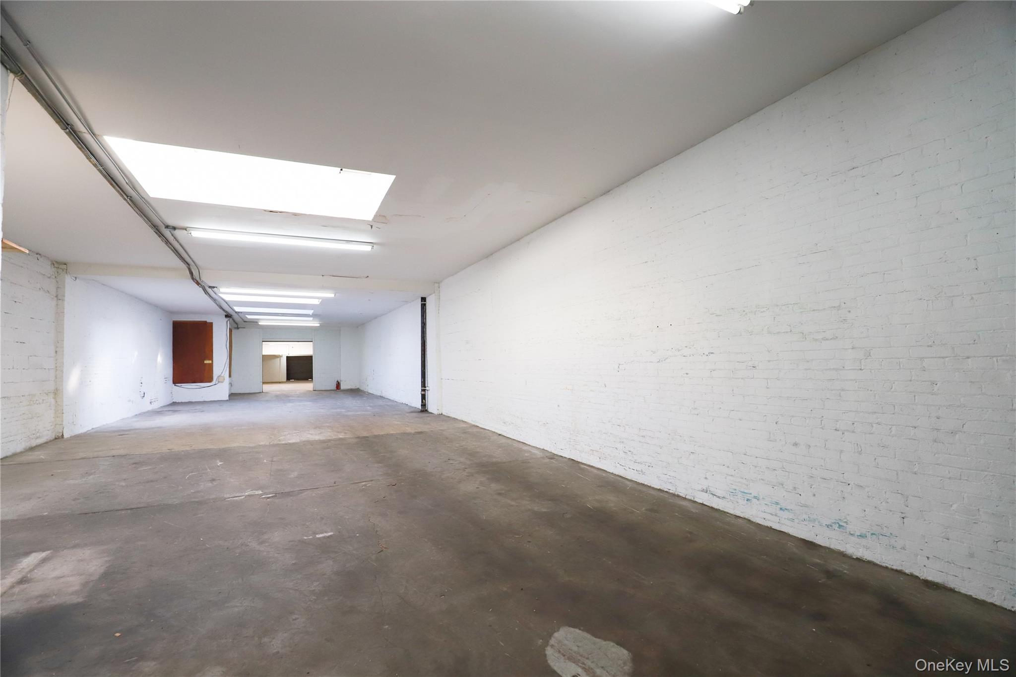 Astoria Warehouse for Rent