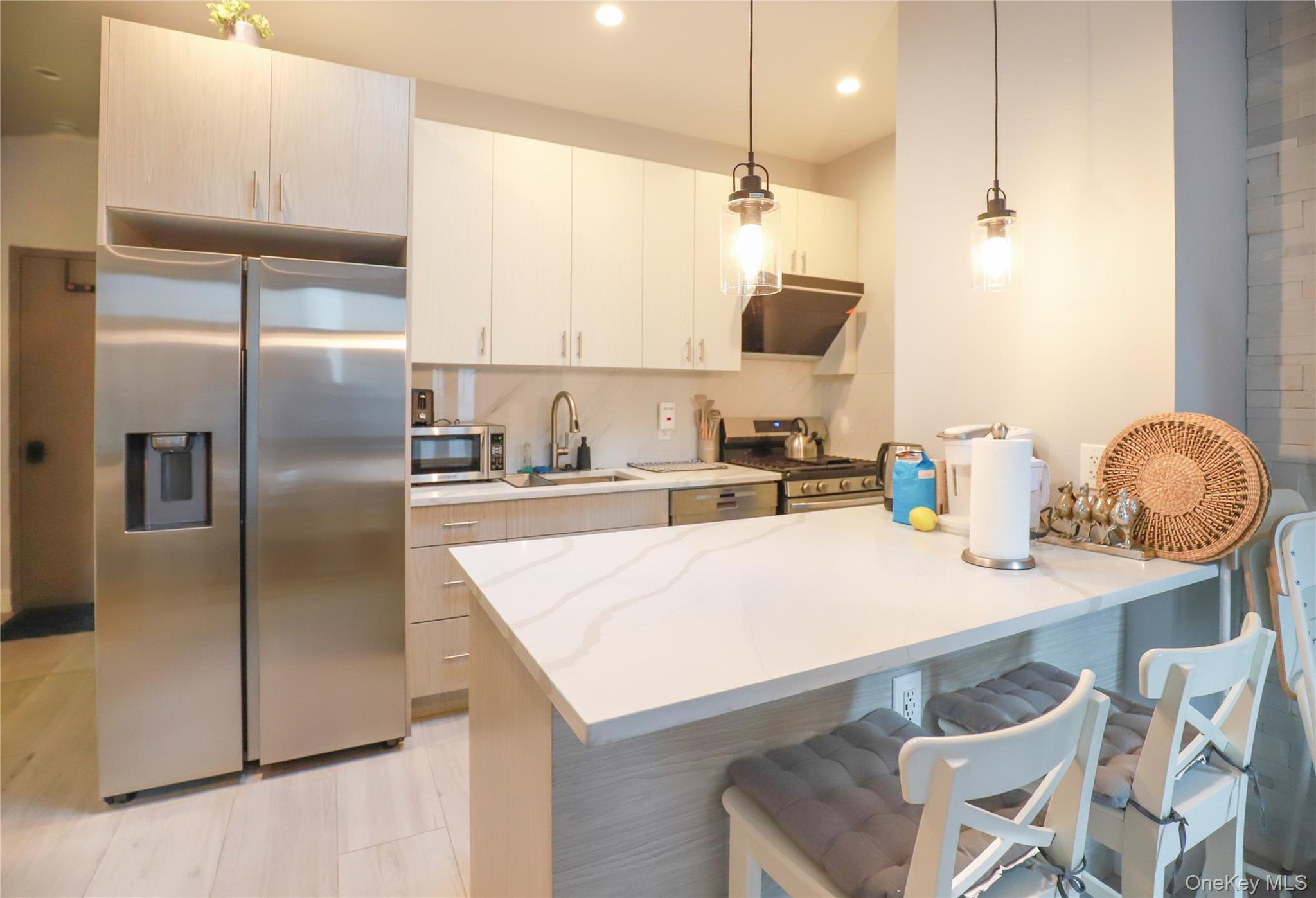 Chinatown Mixed Use Building for Sale