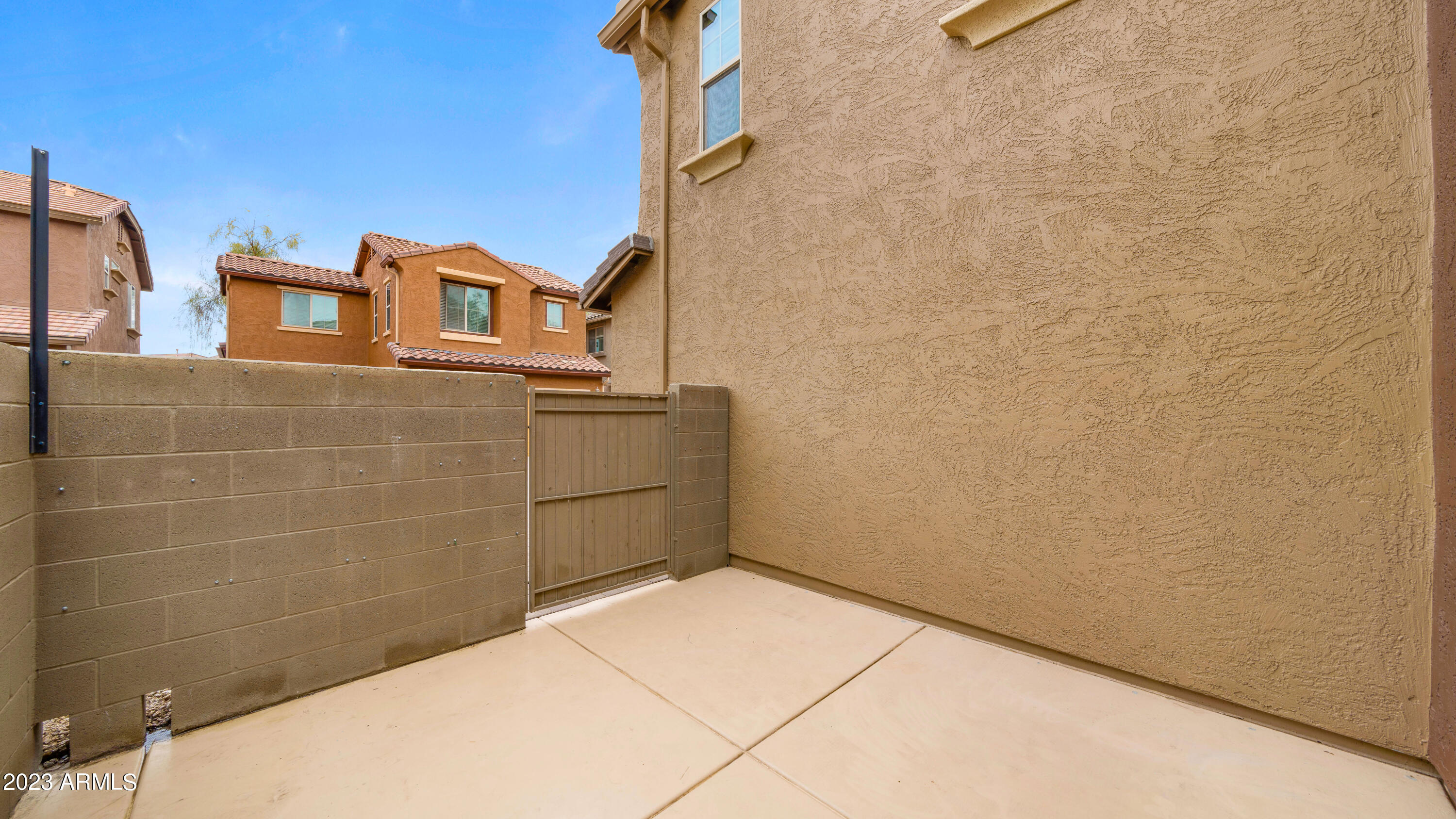 3662 E ZACHARY Drive
