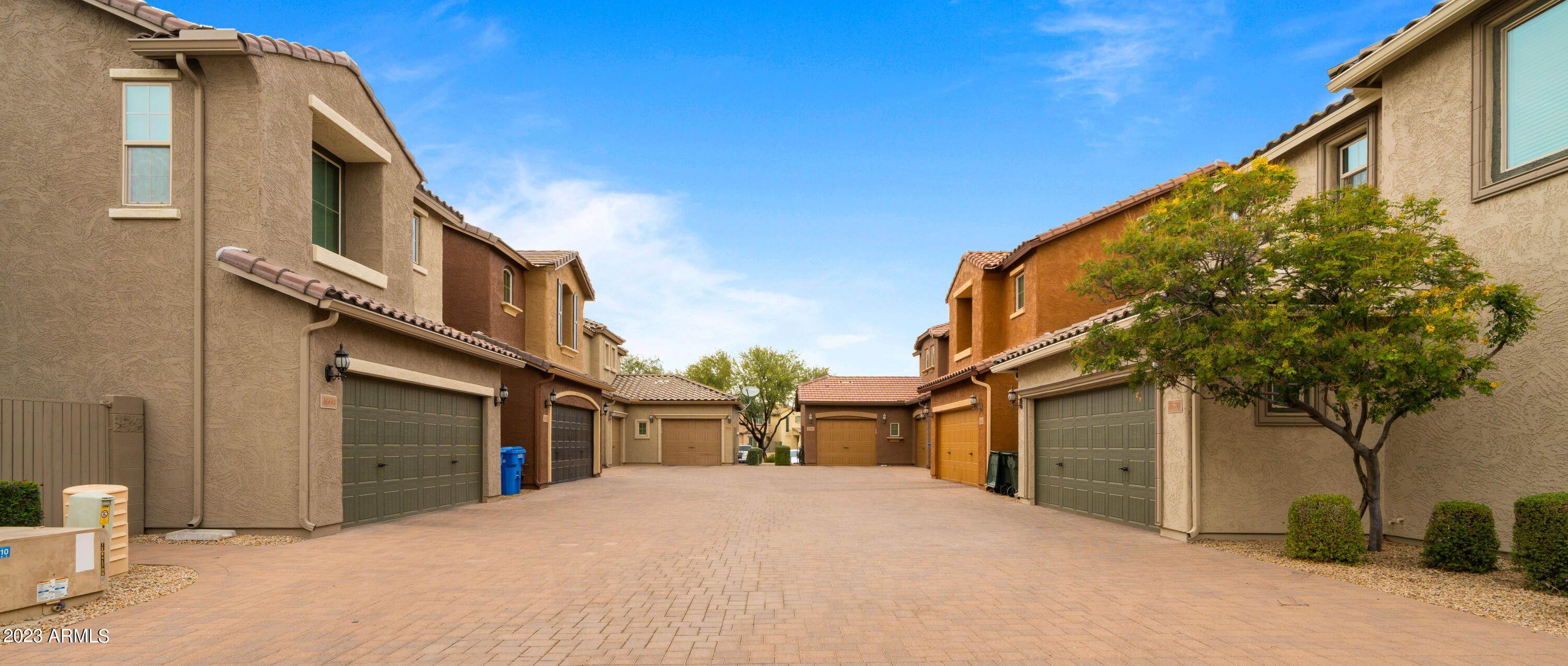 3662 E ZACHARY Drive
