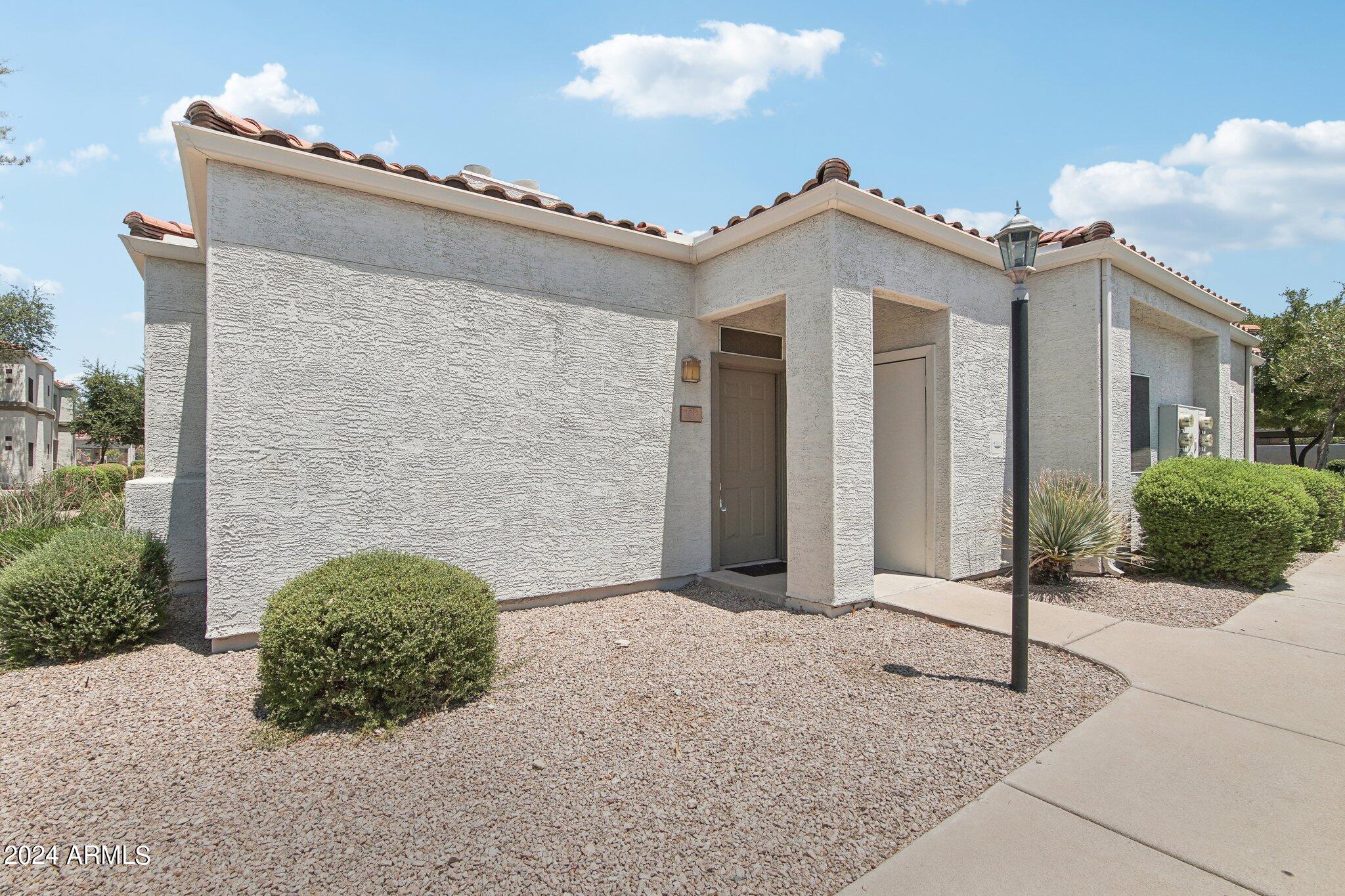 11375 E SAHUARO Drive # 1017