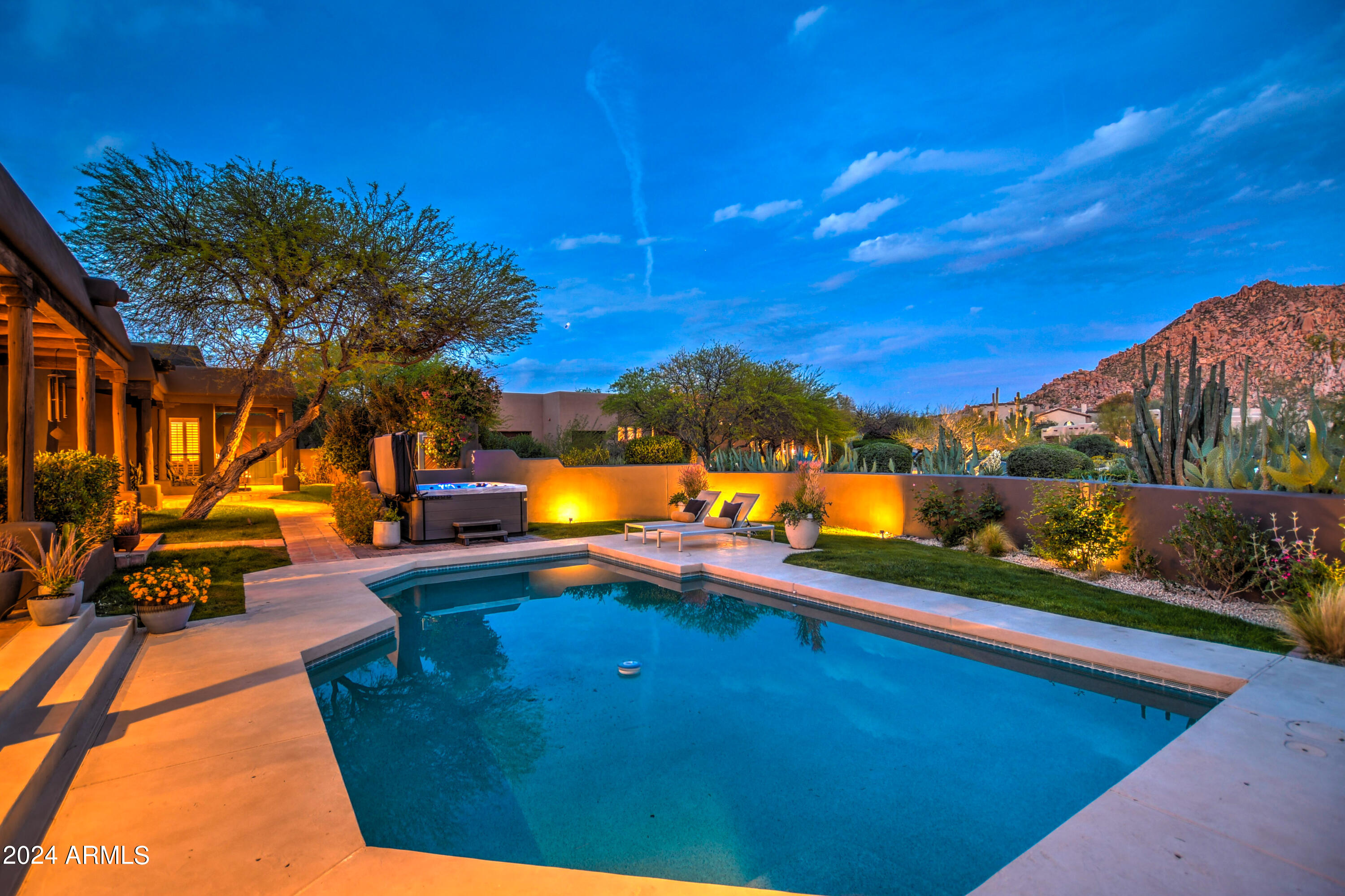 10468 E QUARTZ ROCK Road