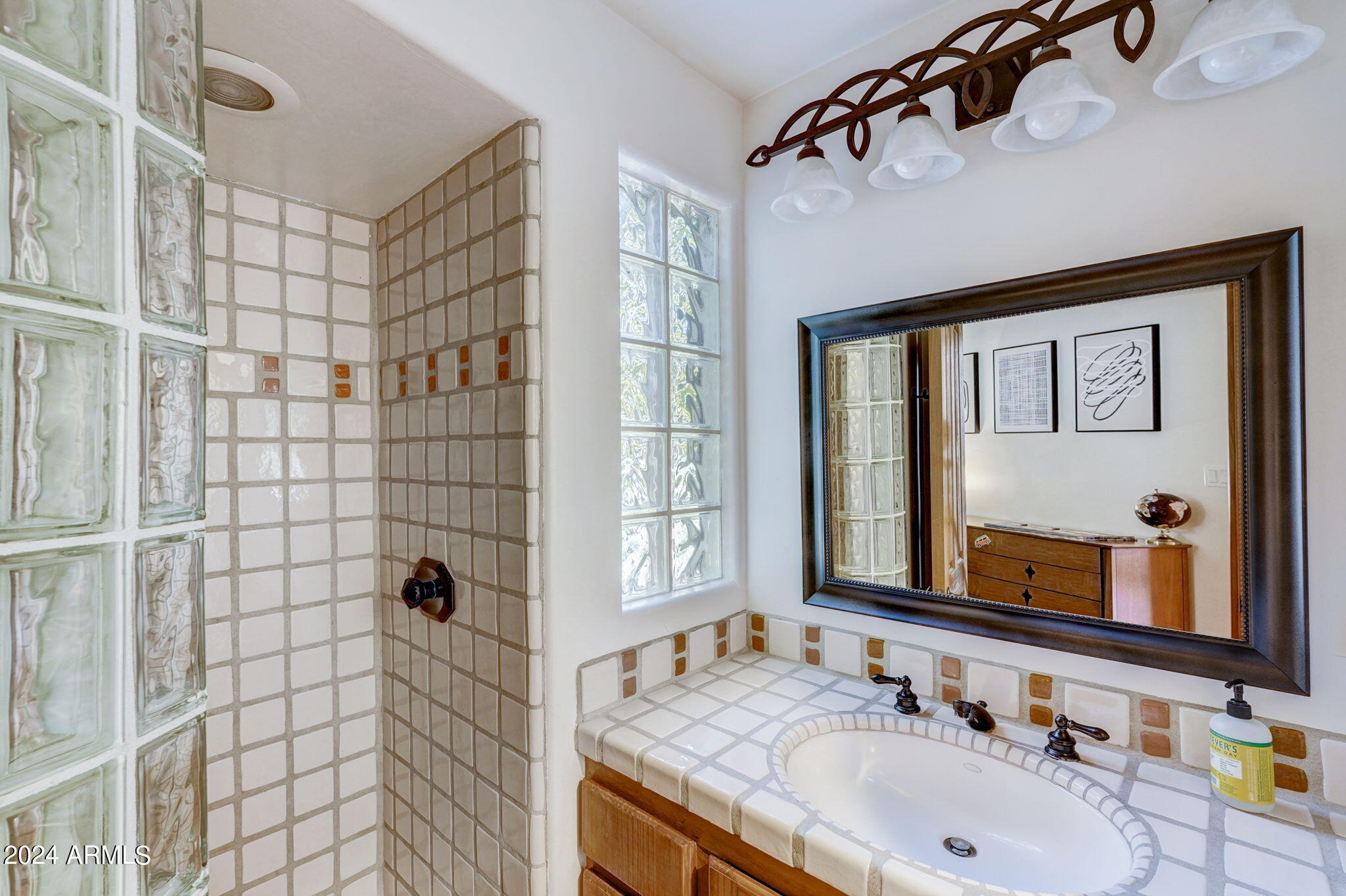 10468 E QUARTZ ROCK Road