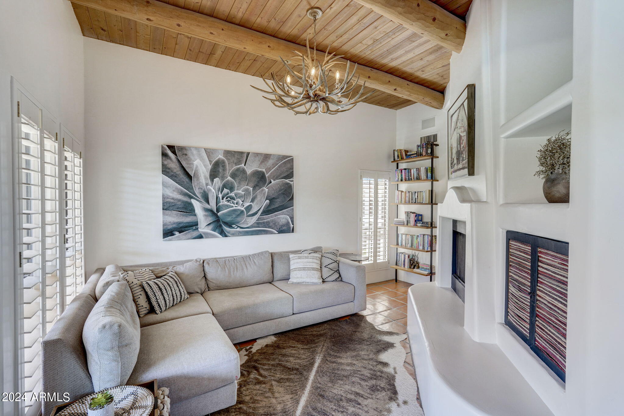 10468 E QUARTZ ROCK Road