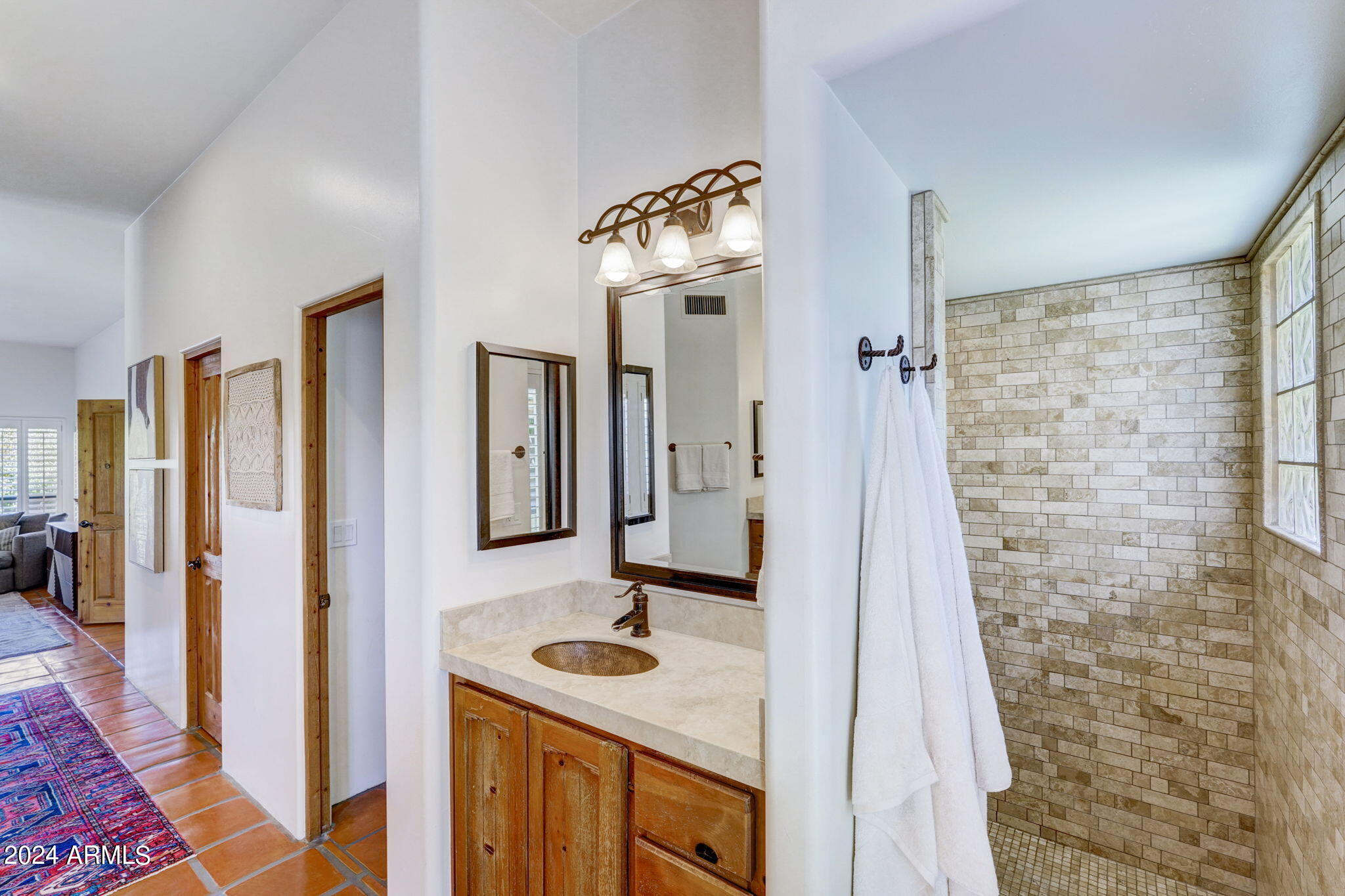 10468 E QUARTZ ROCK Road