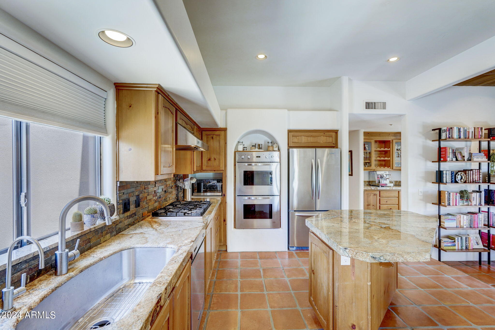 10468 E QUARTZ ROCK Road