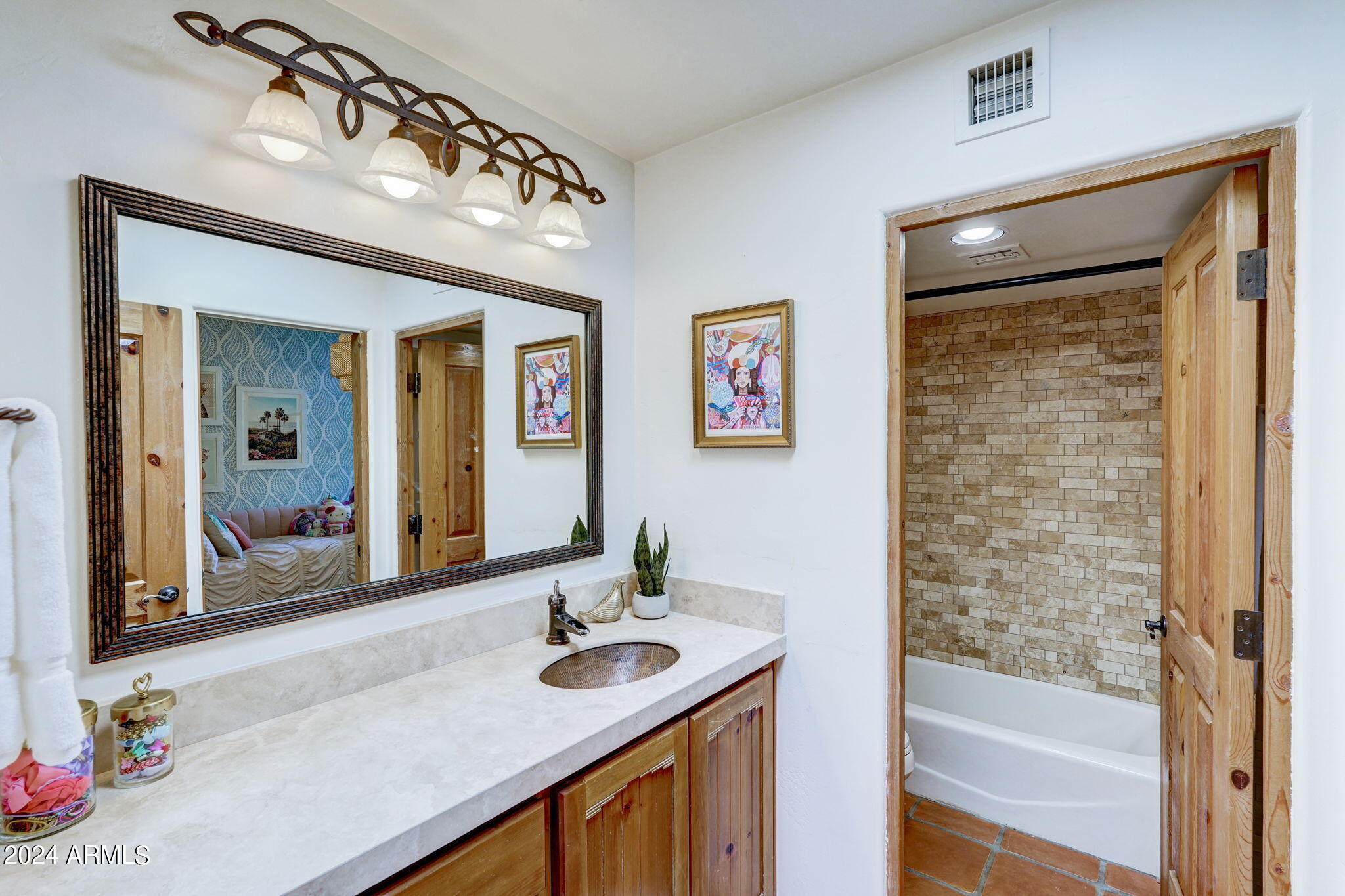 10468 E QUARTZ ROCK Road