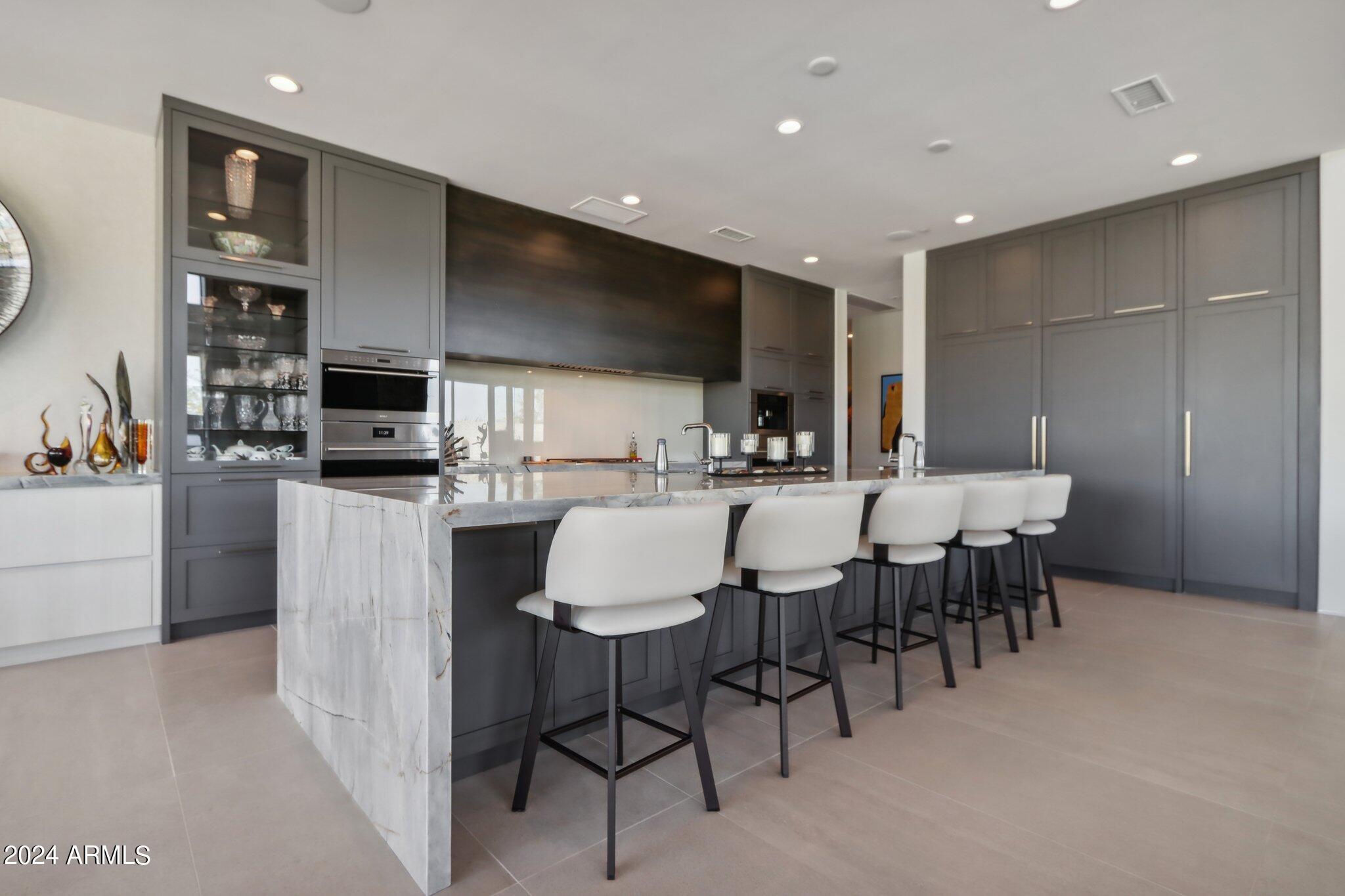 37200 N CAVE CREEK Road # 1017