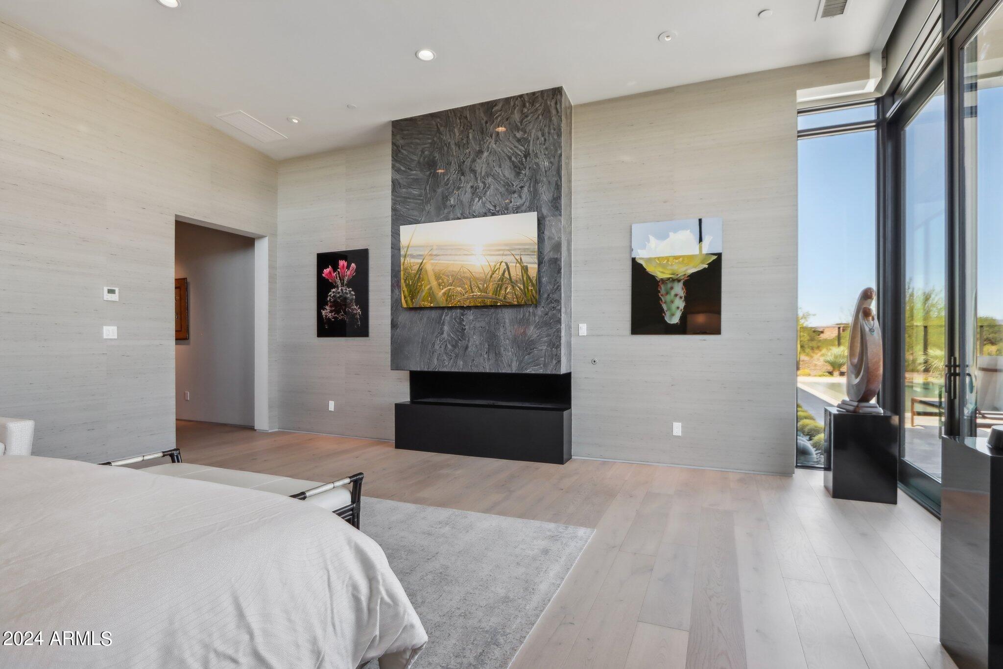 37200 N CAVE CREEK Road # 1017