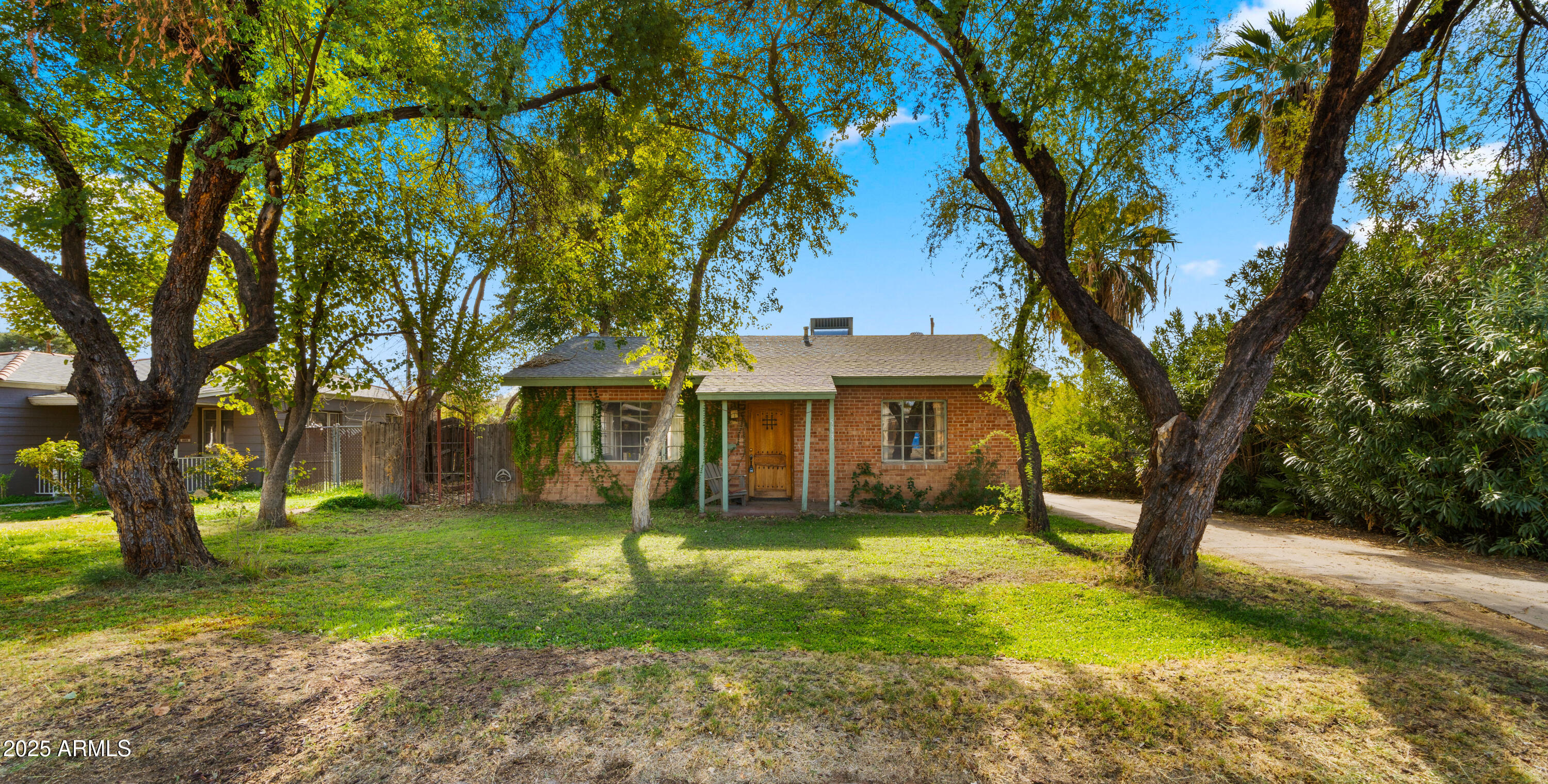 2533 E CHEERY LYNN Road