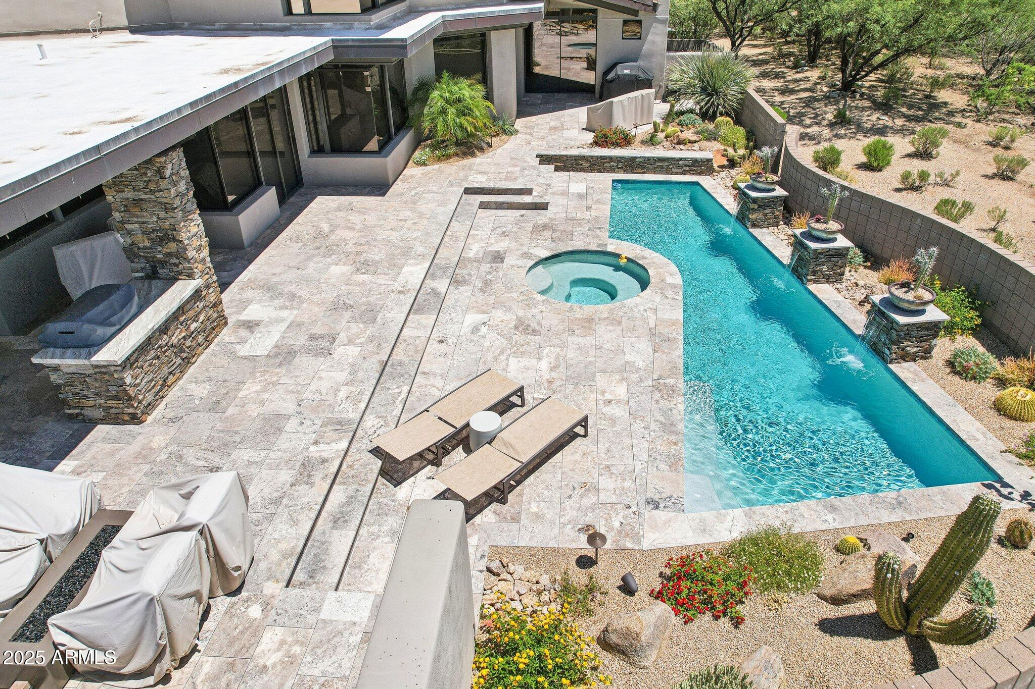 10651 E FERNWOOD Lane