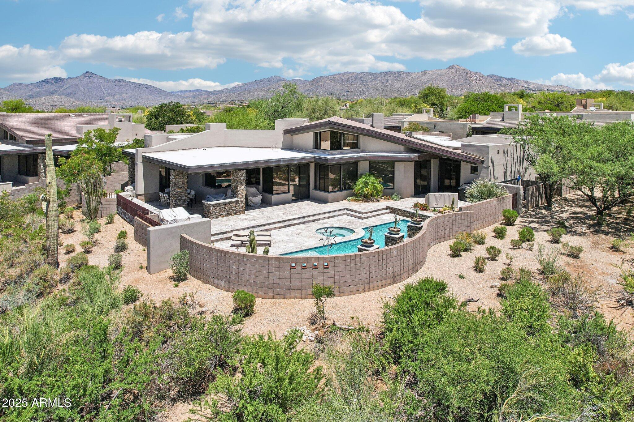 10651 E FERNWOOD Lane