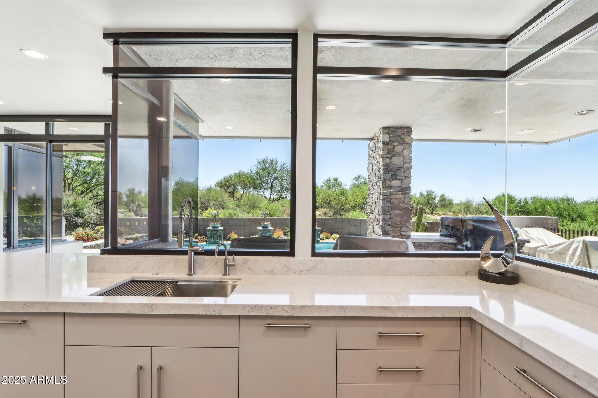 10651 E FERNWOOD Lane