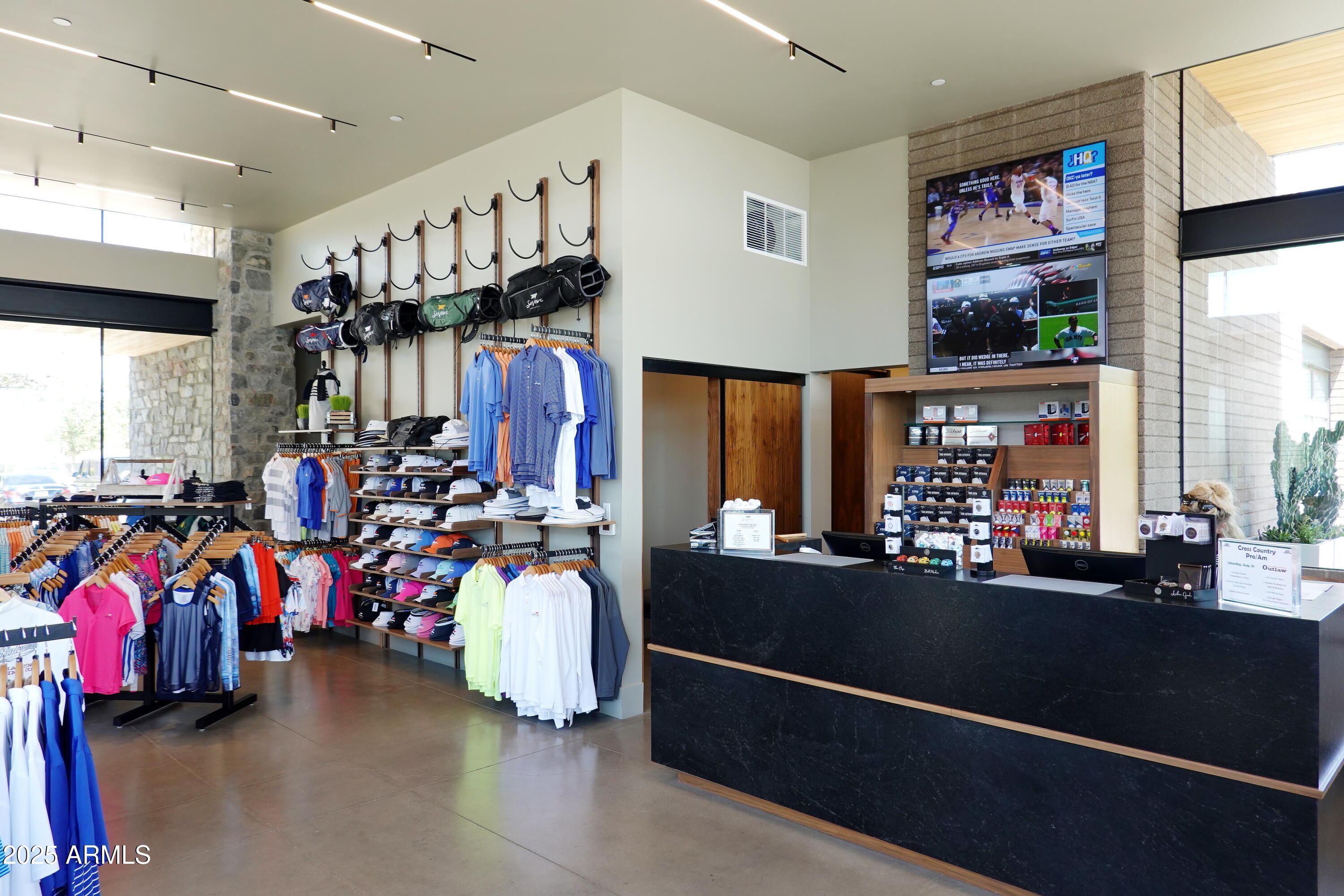 10651 E FERNWOOD Lane