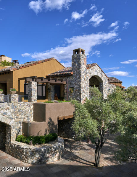 10651 E FERNWOOD Lane