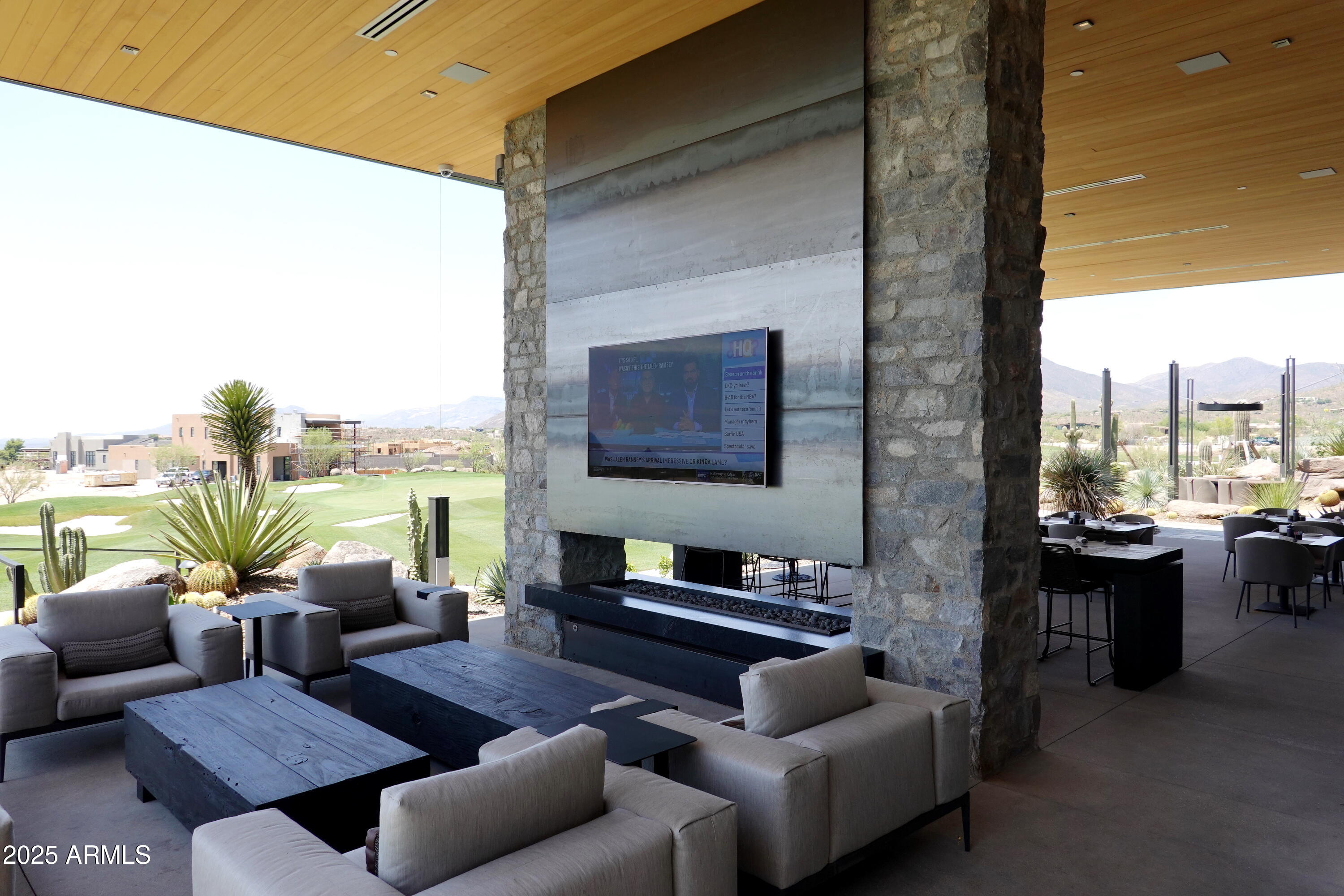 10651 E FERNWOOD Lane